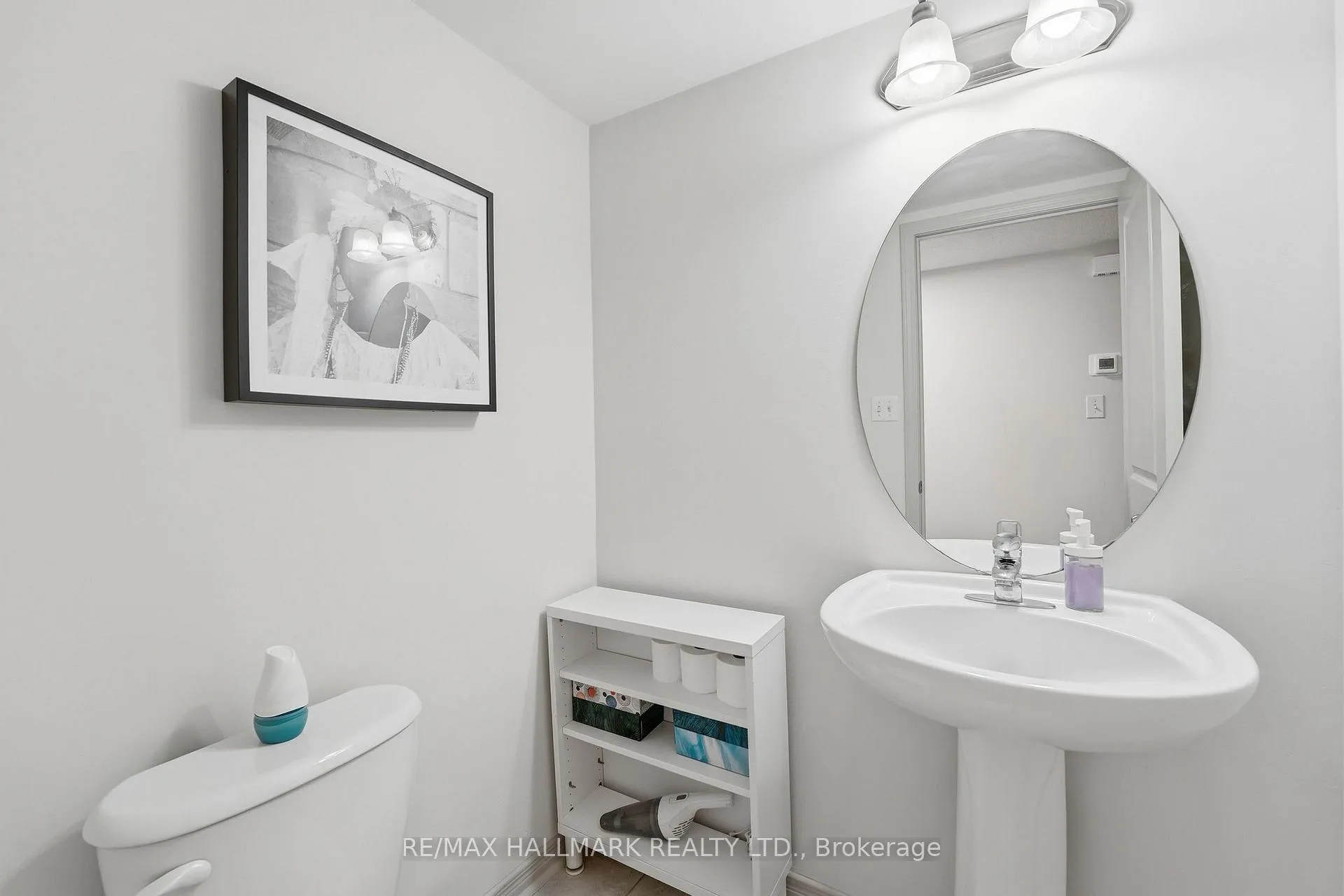 Photo 10 of Unit 106, 12 Kay Macpherson Lane, Toronto, South Riverdale — HOMEH