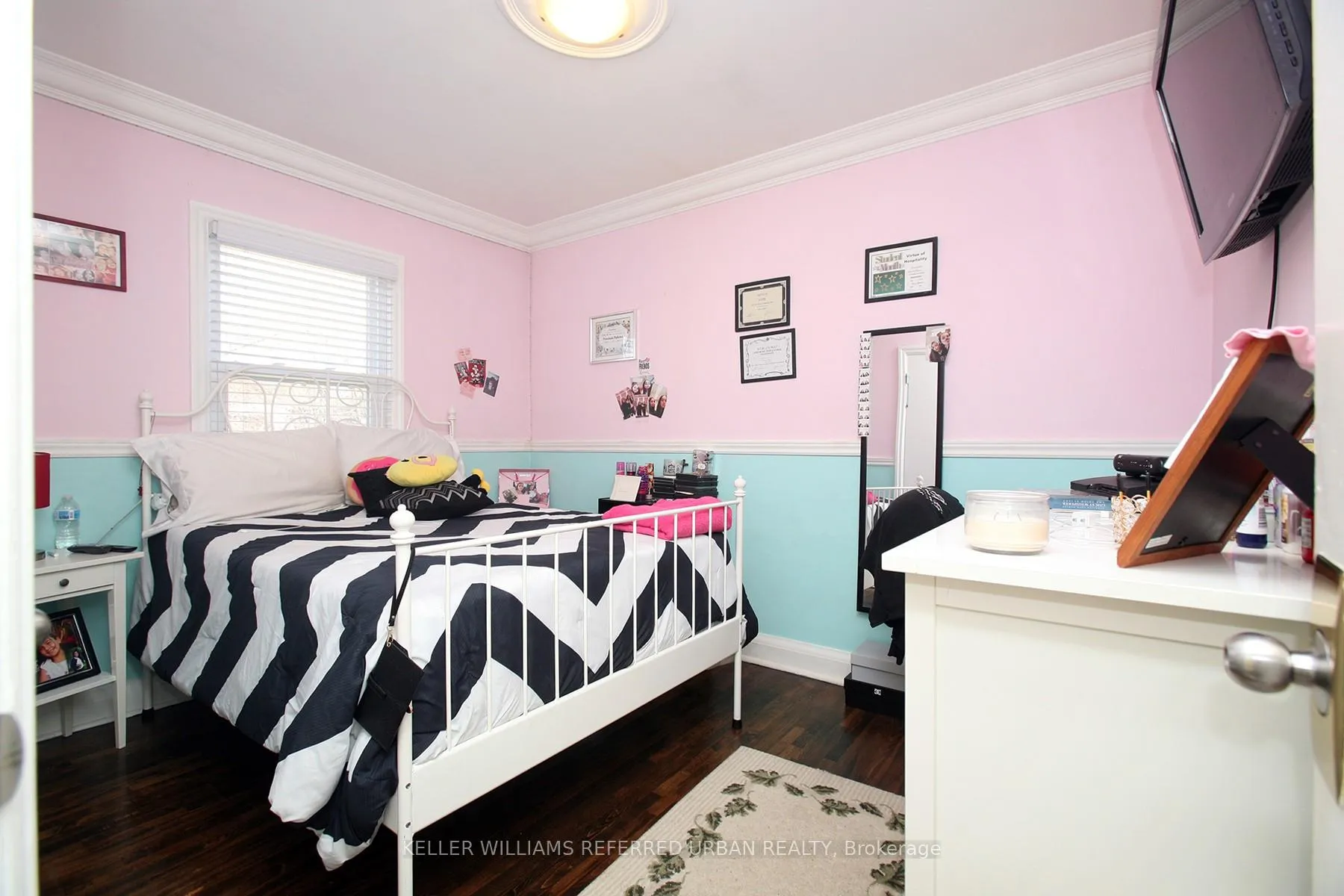 Photo 17 of 94 Fairholme Avenue, Toronto, Englemount-Lawrence — HOMEH