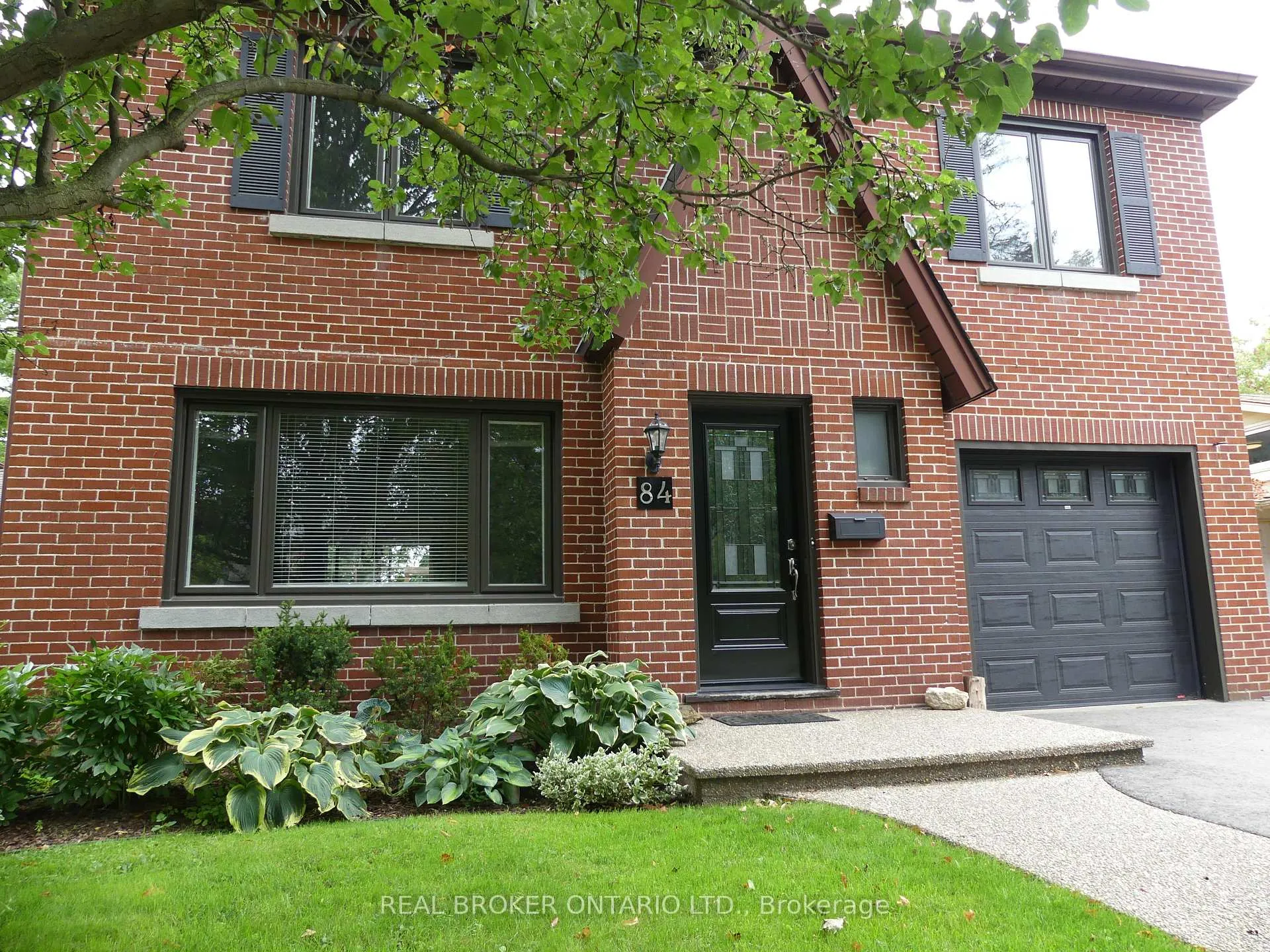 Photo 2 of 84 Queen Street, Guelph, St. George's — HOMEH