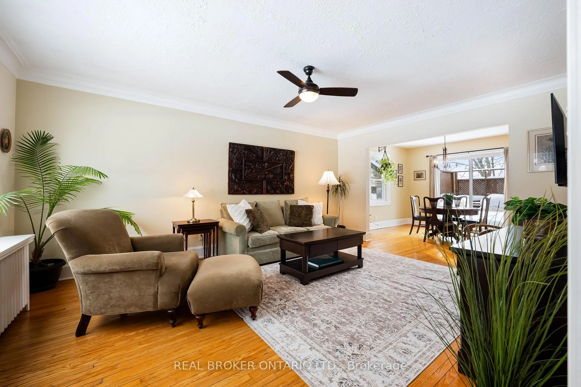 Photo 10 of 84 Queen Street, Guelph, St. George's — HOMEH