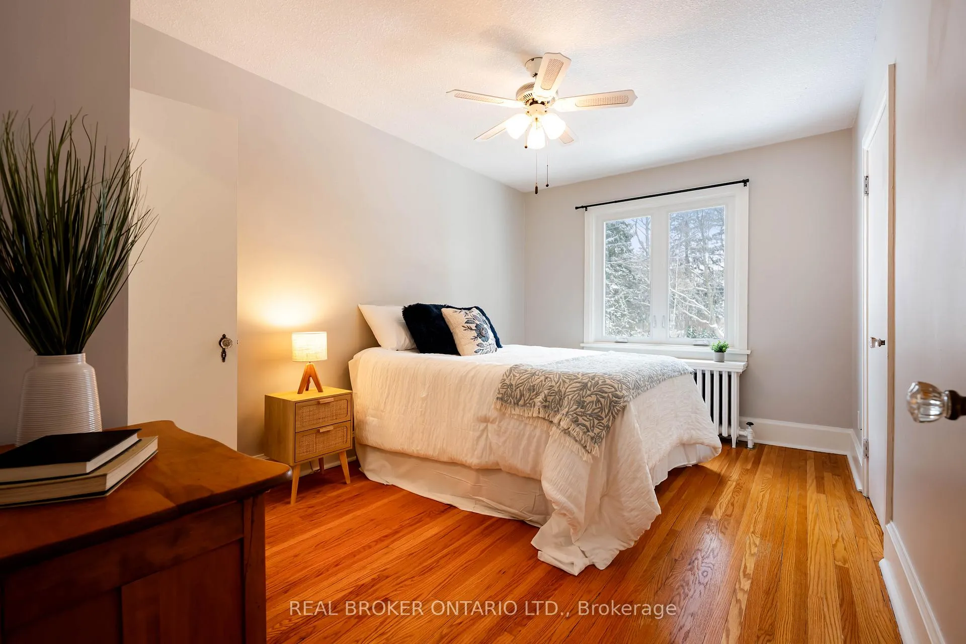 Photo 20 of 84 Queen Street, Guelph, St. George's — HOMEH