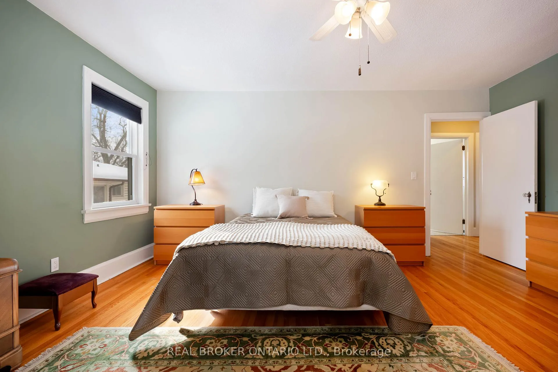 Photo 32 of 84 Queen Street, Guelph, St. George's — HOMEH