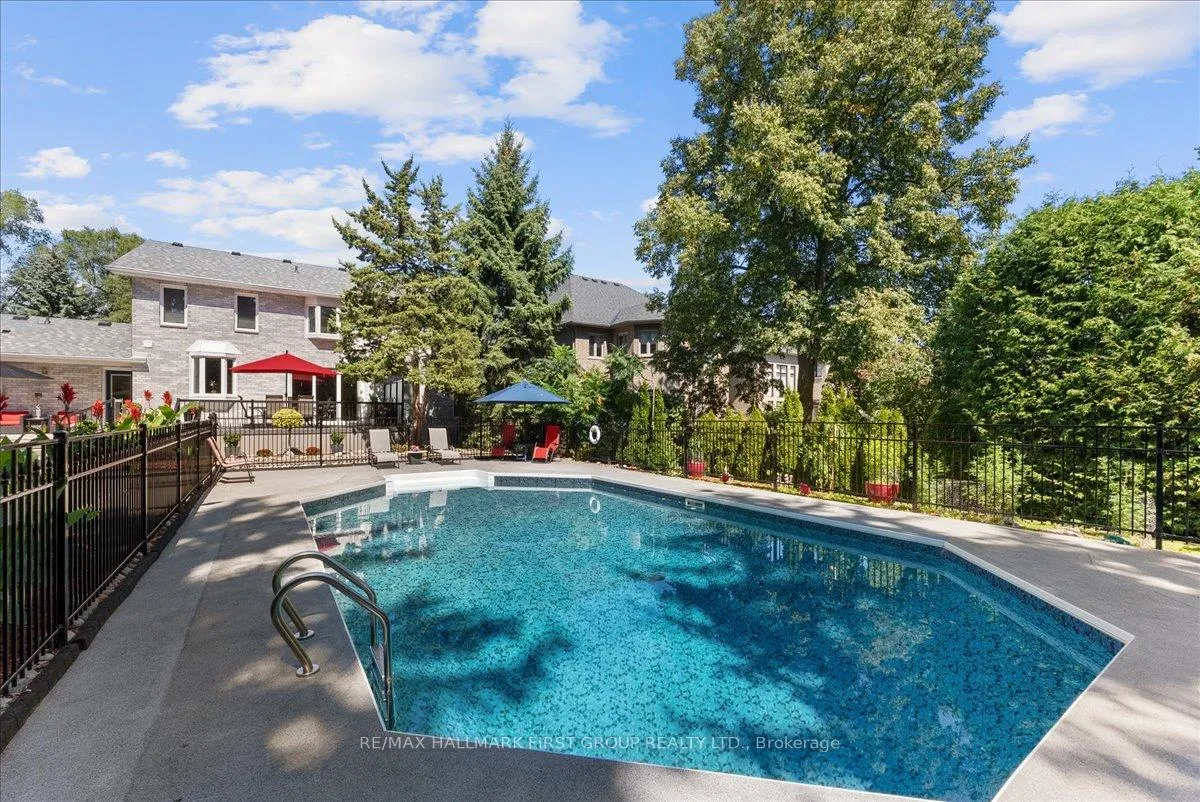 Photo 13 of 1484 Rougemount Drive, Pickering, Rougemount — HOMEH