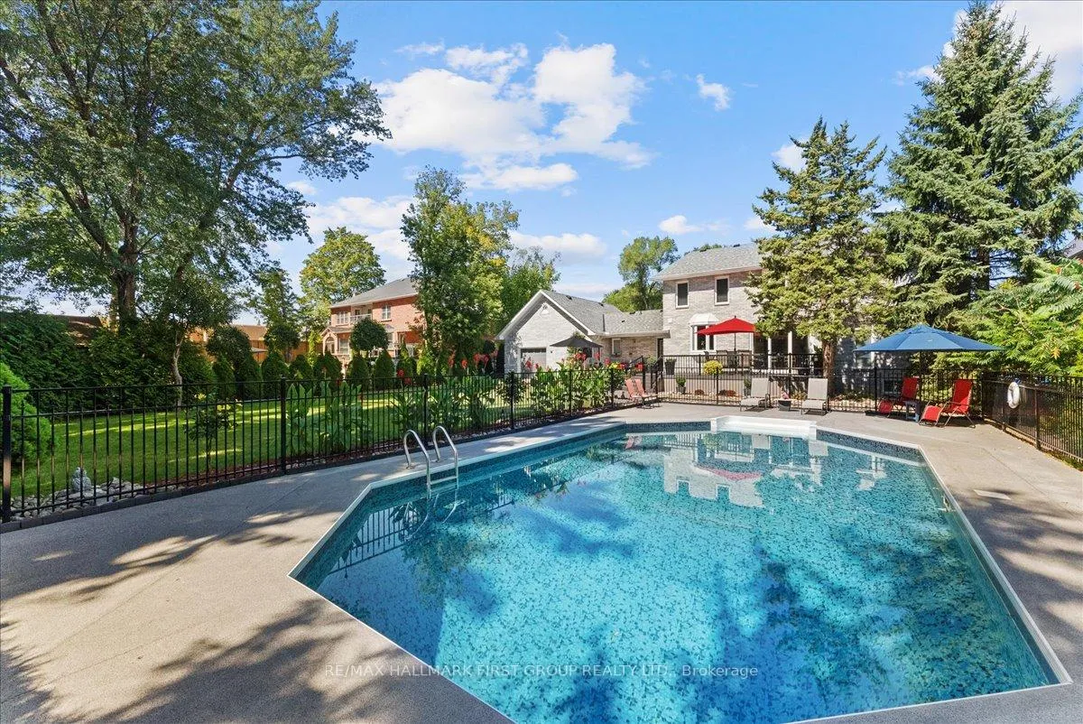 Photo 14 of 1484 Rougemount Drive, Pickering, Rougemount — HOMEH