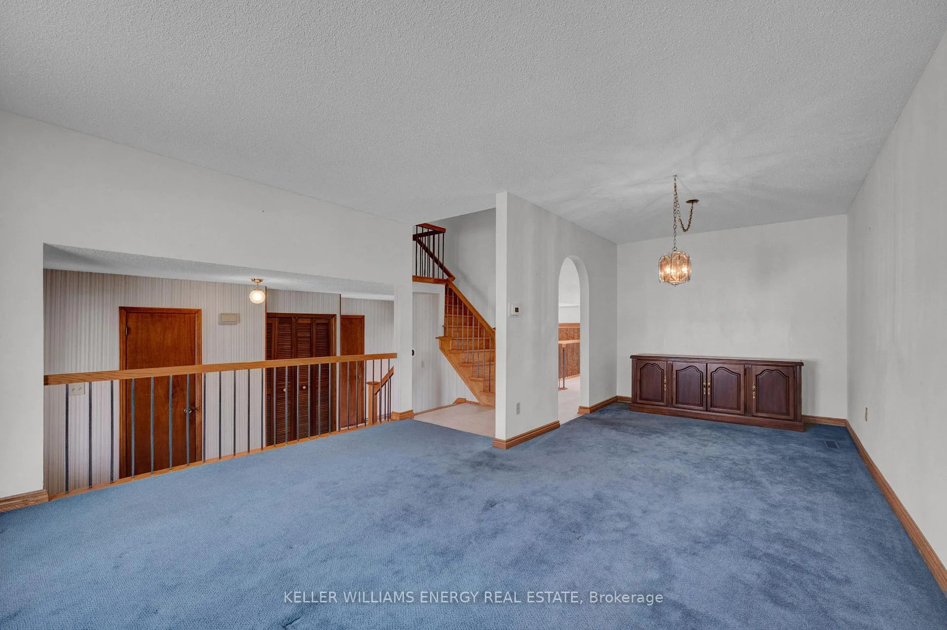 Photo 6 of 183 Gadsby Drive, Whitby, Blue Grass Meadows — HOMEH