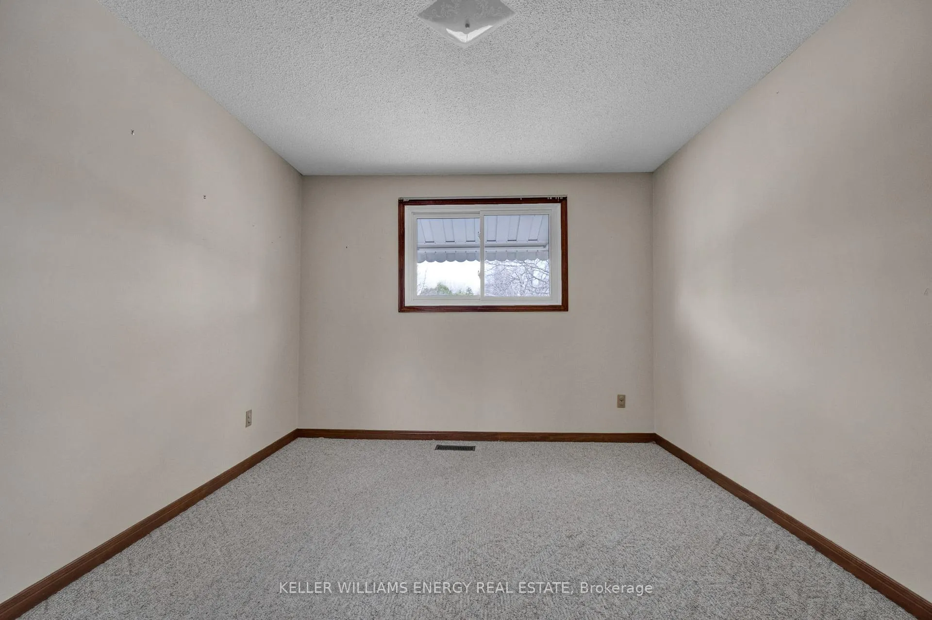 Photo 22 of 183 Gadsby Drive, Whitby, Blue Grass Meadows — HOMEH