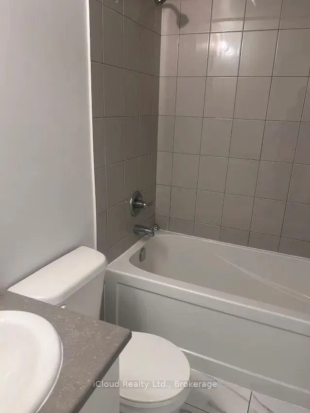 Photo 6 of Unit 1002, 2635 William Jackson Drive, Pickering, Duffin Heights — HOMEH
