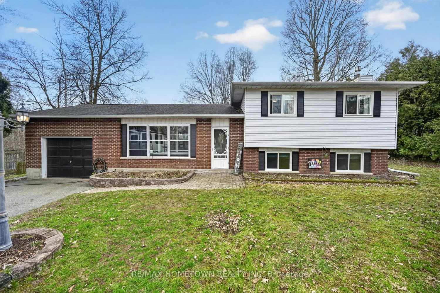 Photo 1 of 5 Meikle Drive, Augusta, Augusta Twp — HOMEH