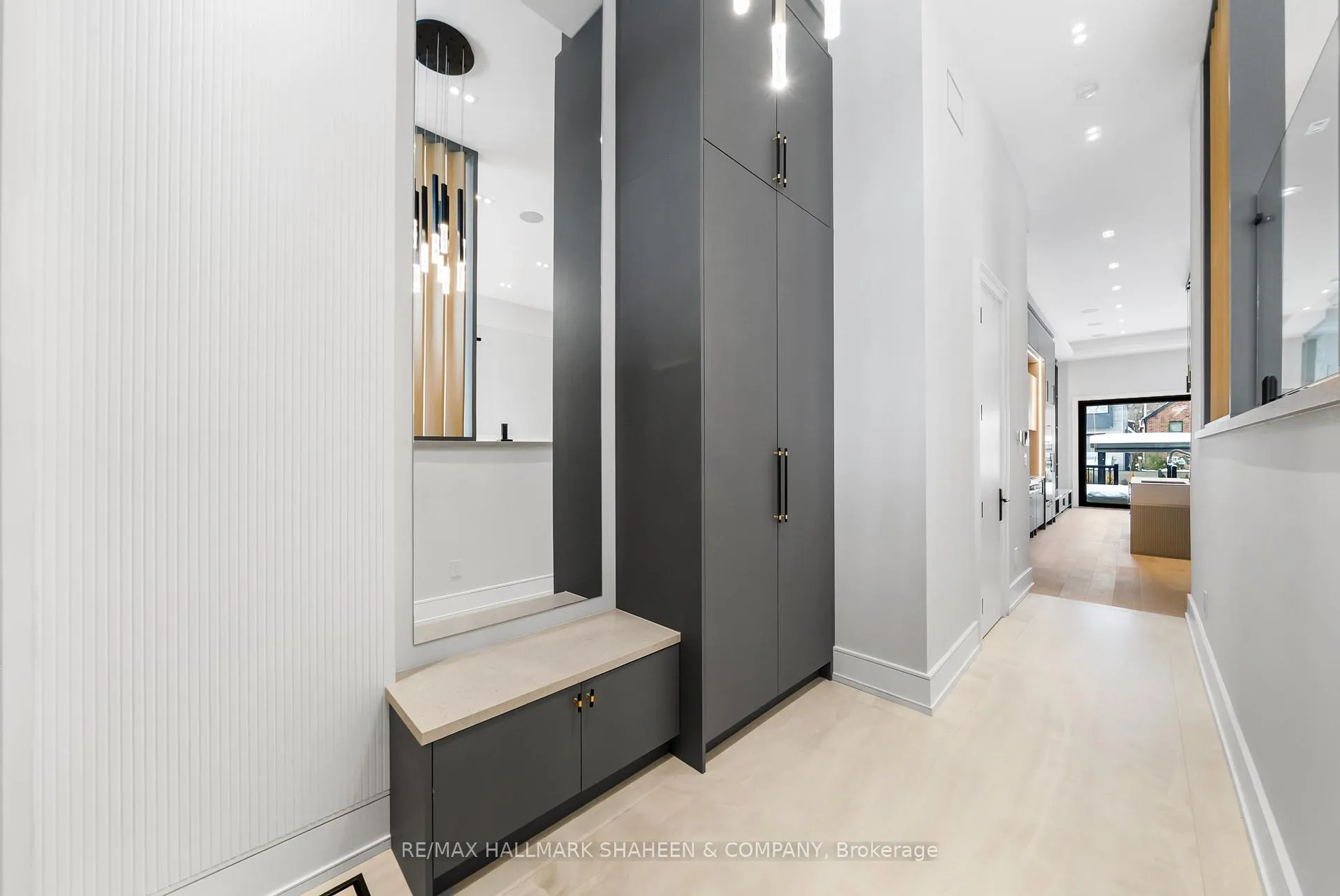 Photo 4 of 116 Briar Hill Avenue, Toronto, Lawrence Park South — HOMEH