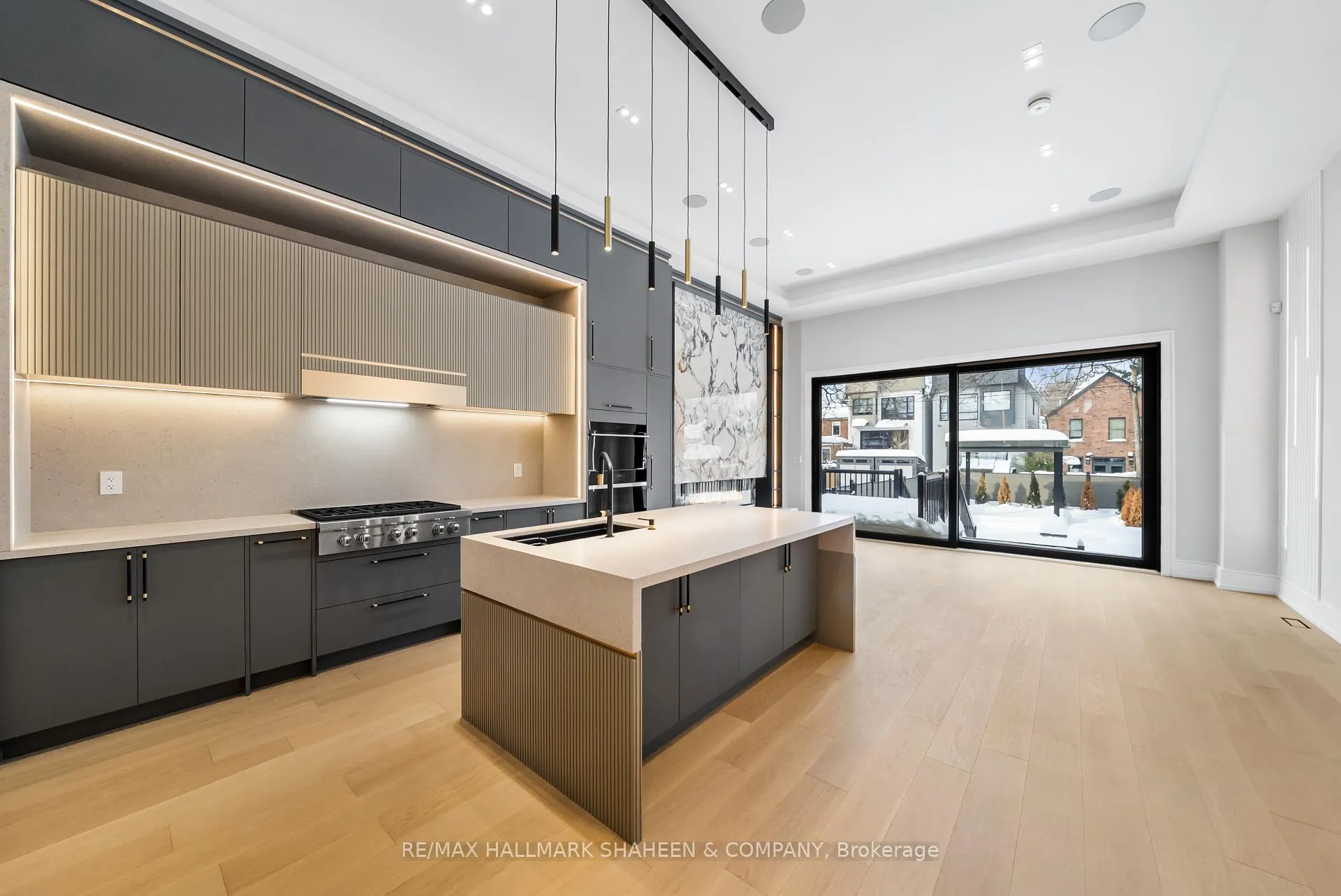 Photo 13 of 116 Briar Hill Avenue, Toronto, Lawrence Park South — HOMEH