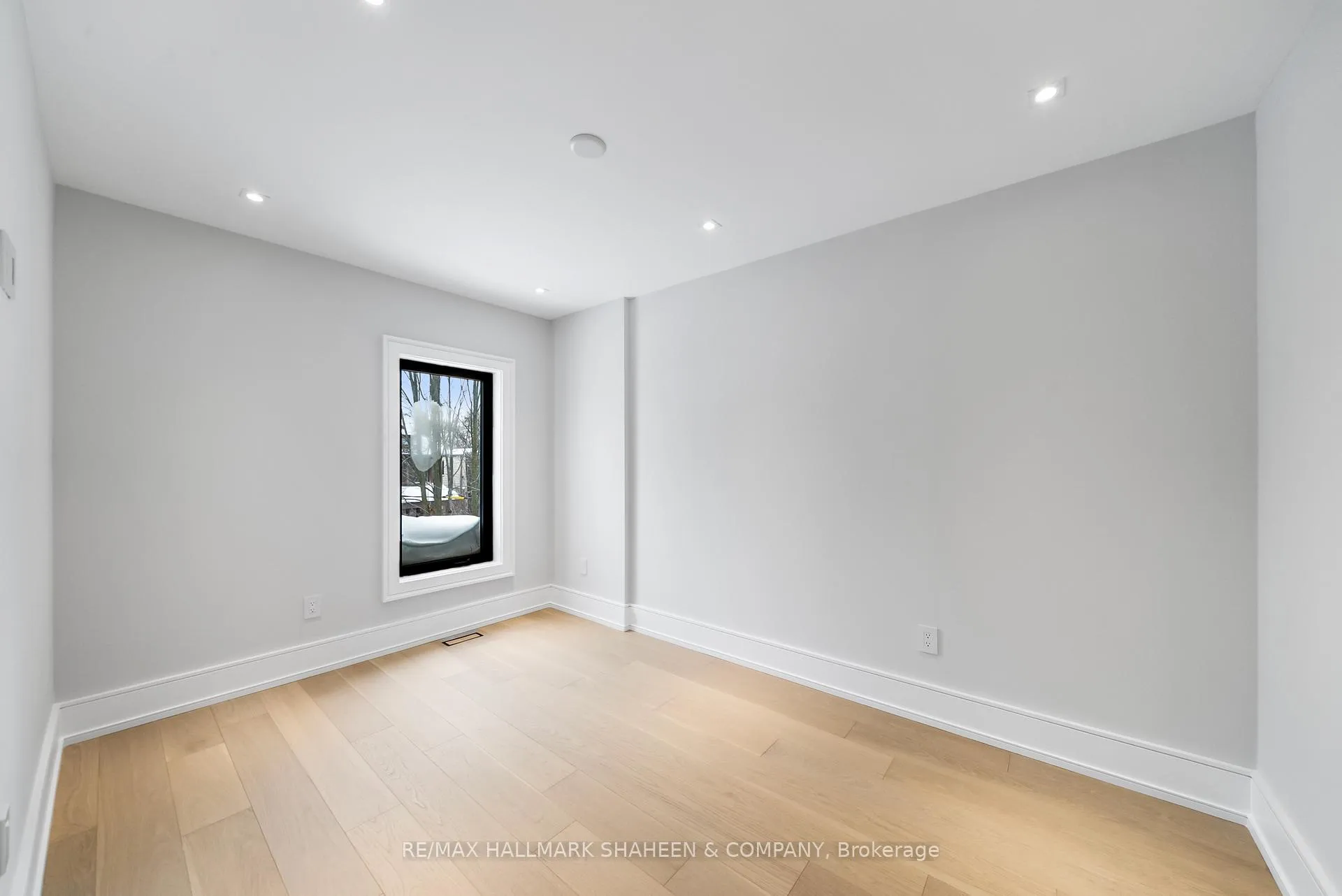 Photo 36 of 116 Briar Hill Avenue, Toronto, Lawrence Park South — HOMEH