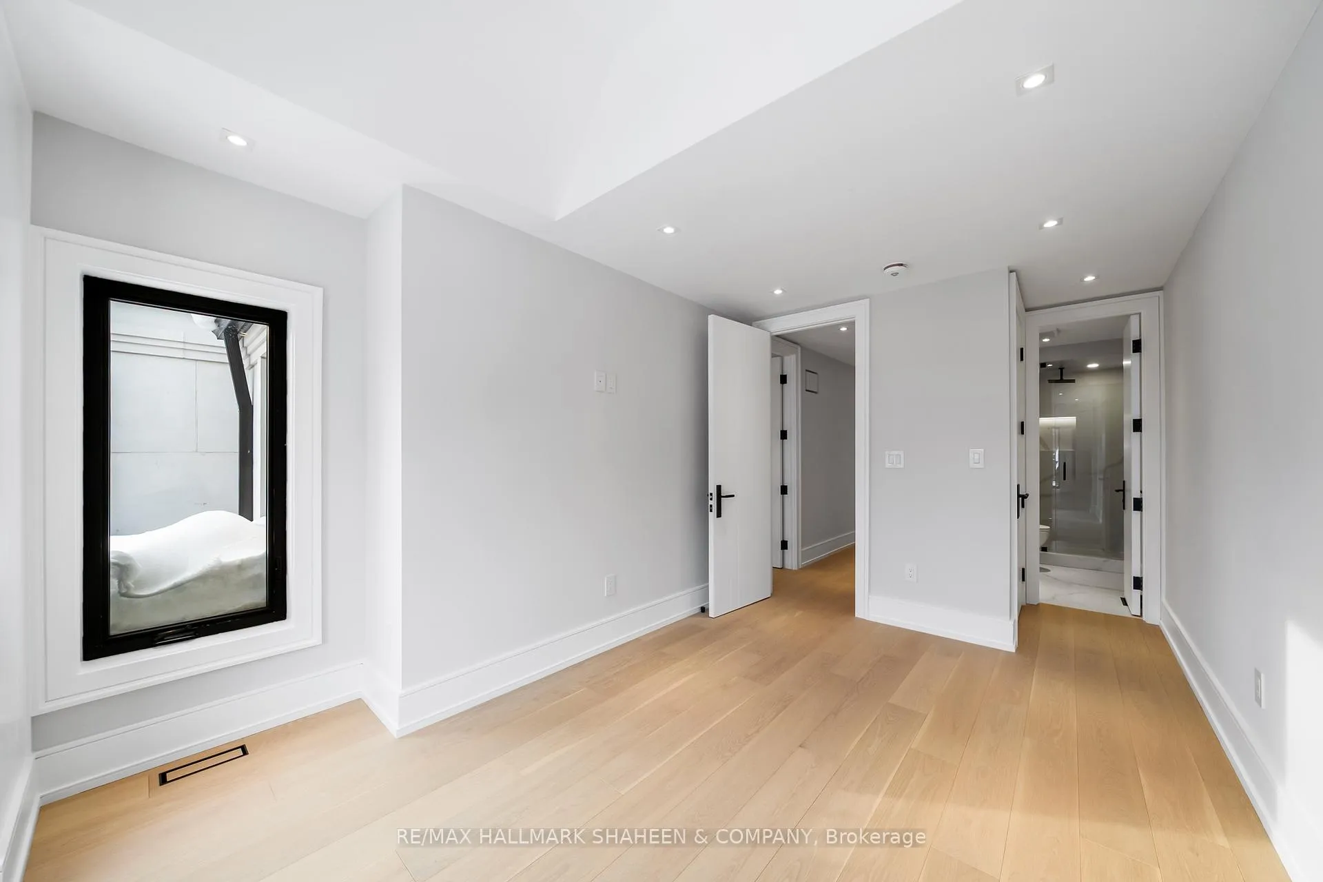 Photo 39 of 116 Briar Hill Avenue, Toronto, Lawrence Park South — HOMEH