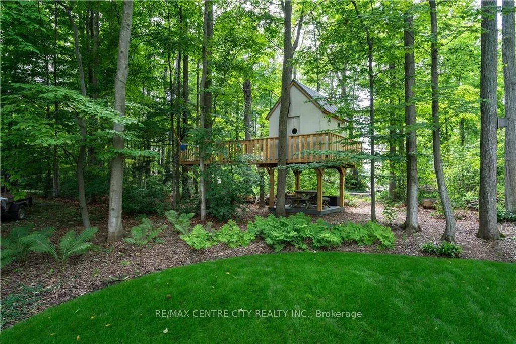 Photo 5 of 75335 Maxobel Road, Bluewater, Bayfield — HOMEH