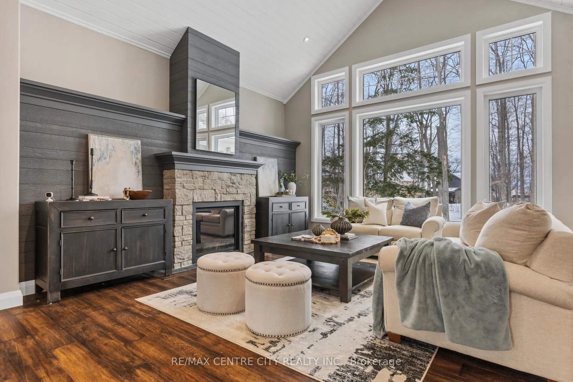 Photo 10 of 75335 Maxobel Road, Bluewater, Bayfield — HOMEH