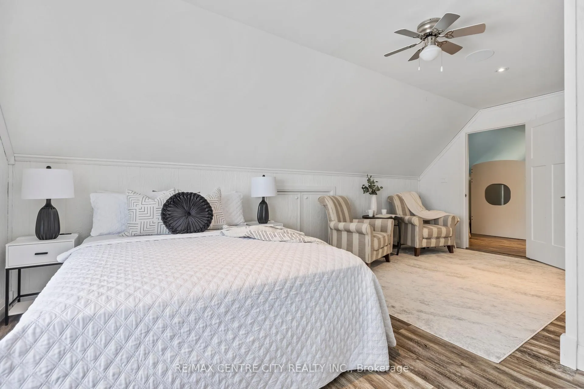 Photo 27 of 75335 Maxobel Road, Bluewater, Bayfield — HOMEH