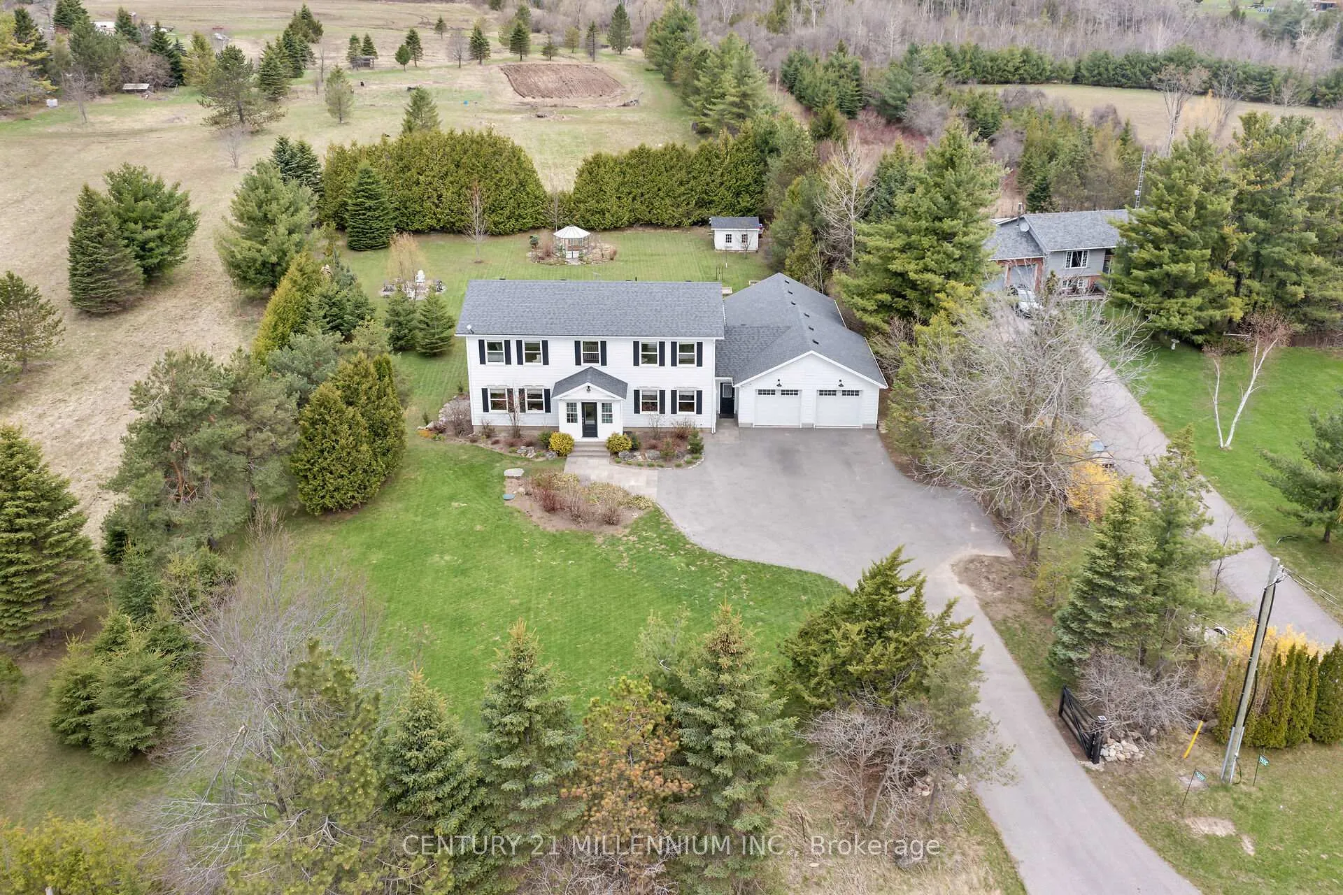 Photo 2 of 9610 Sideroad 5 Side Road, Erin, Rural Erin — HOMEH
