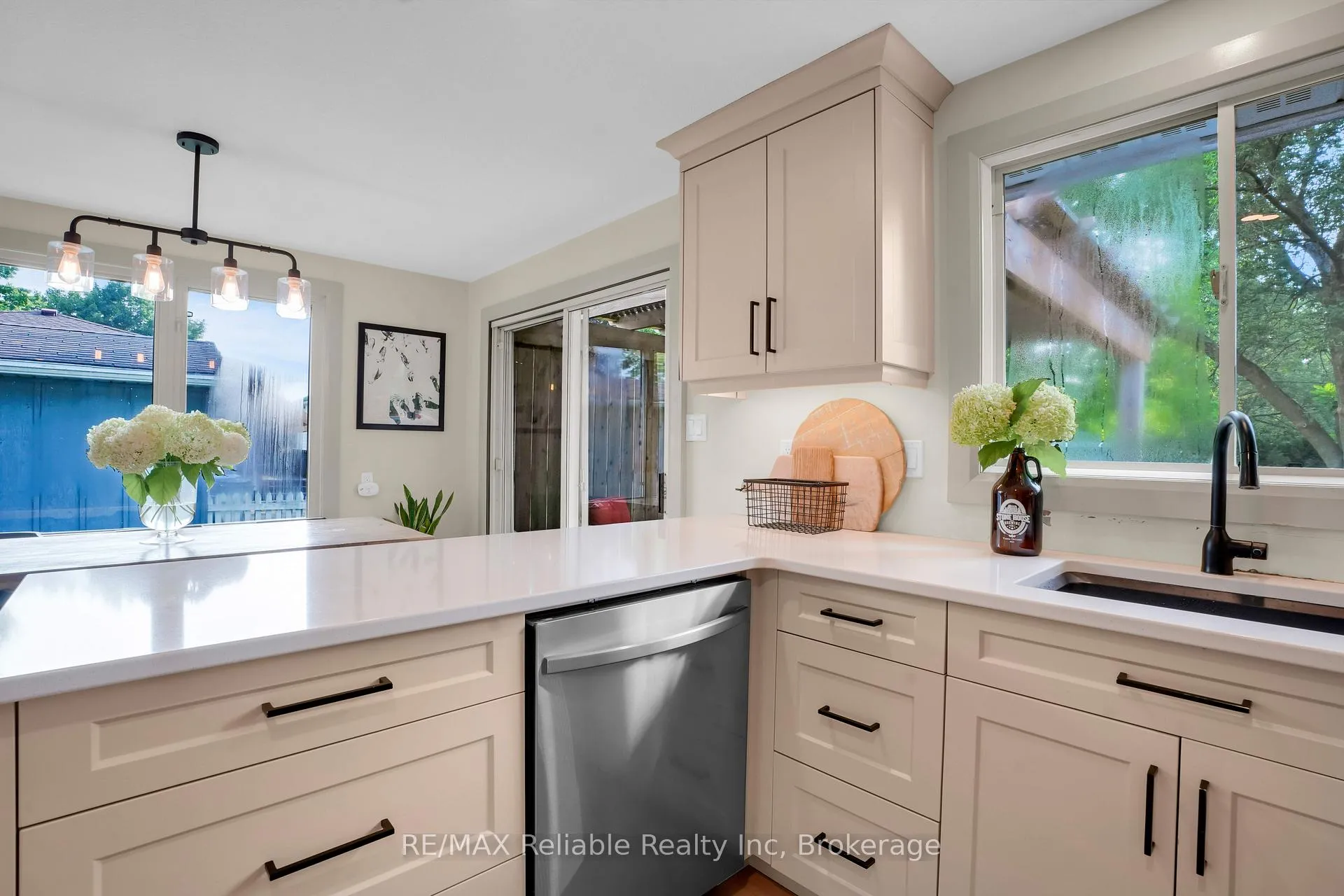 Photo 21 of 57 Coleman Street, Huron East, Seaforth — HOMEH