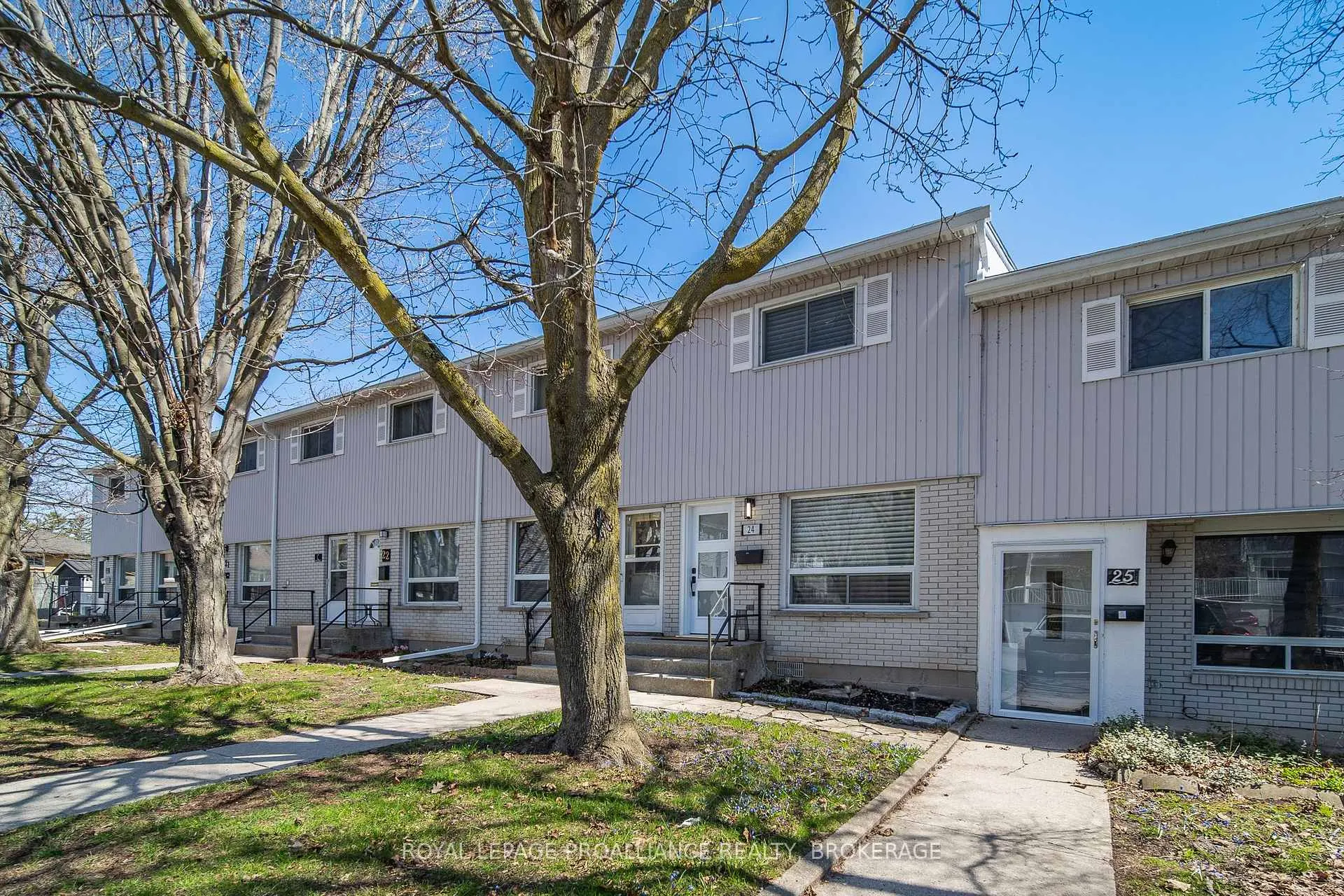 Photo 5 of Unit 24, 4427 Bath Road, Loyalist, Amherstview — HOMEH