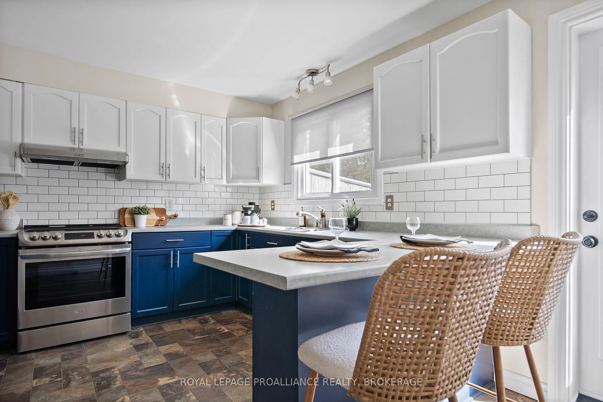 Photo 14 of Unit 24, 4427 Bath Road, Loyalist, Amherstview — HOMEH