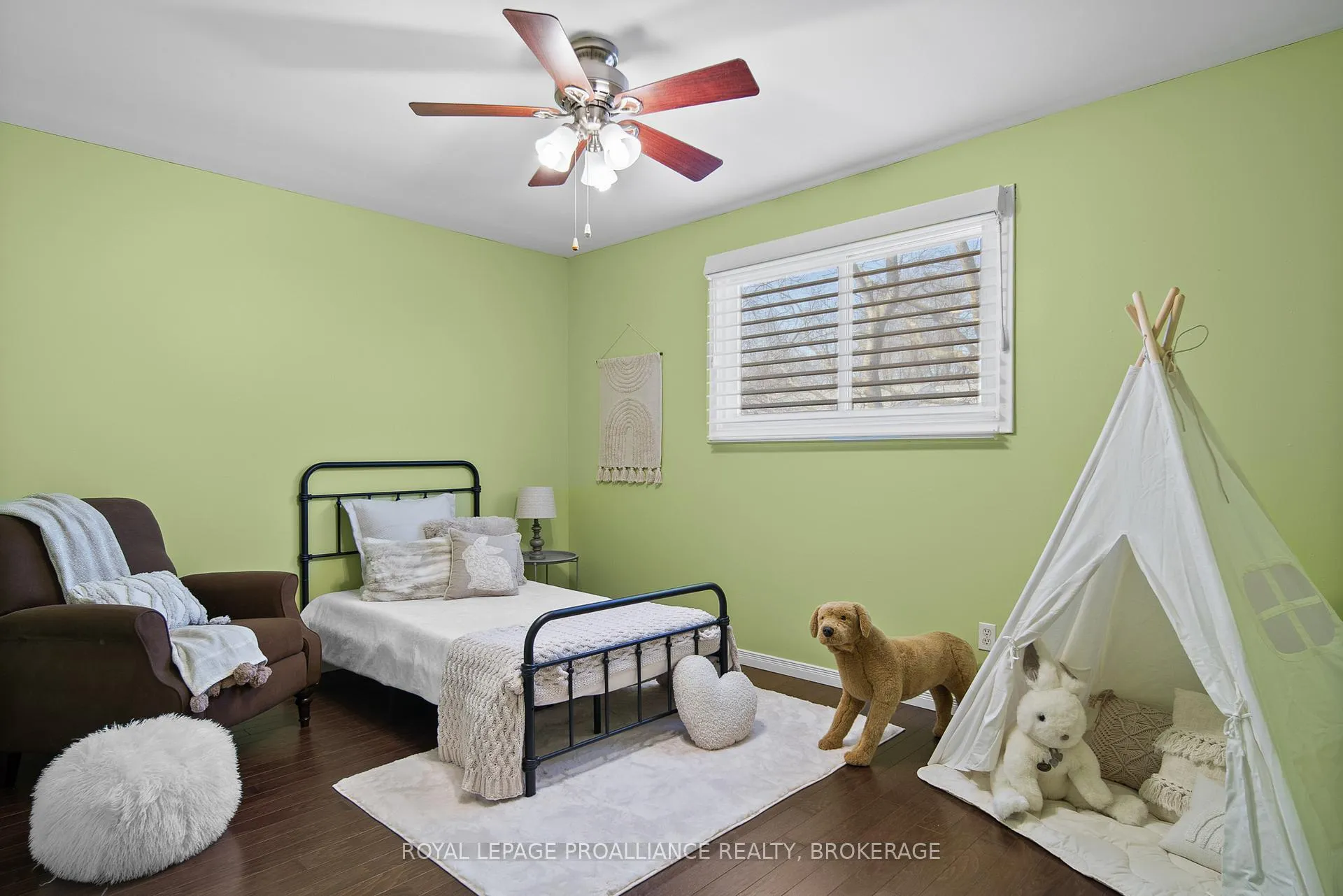 Photo 27 of Unit 24, 4427 Bath Road, Loyalist, Amherstview — HOMEH
