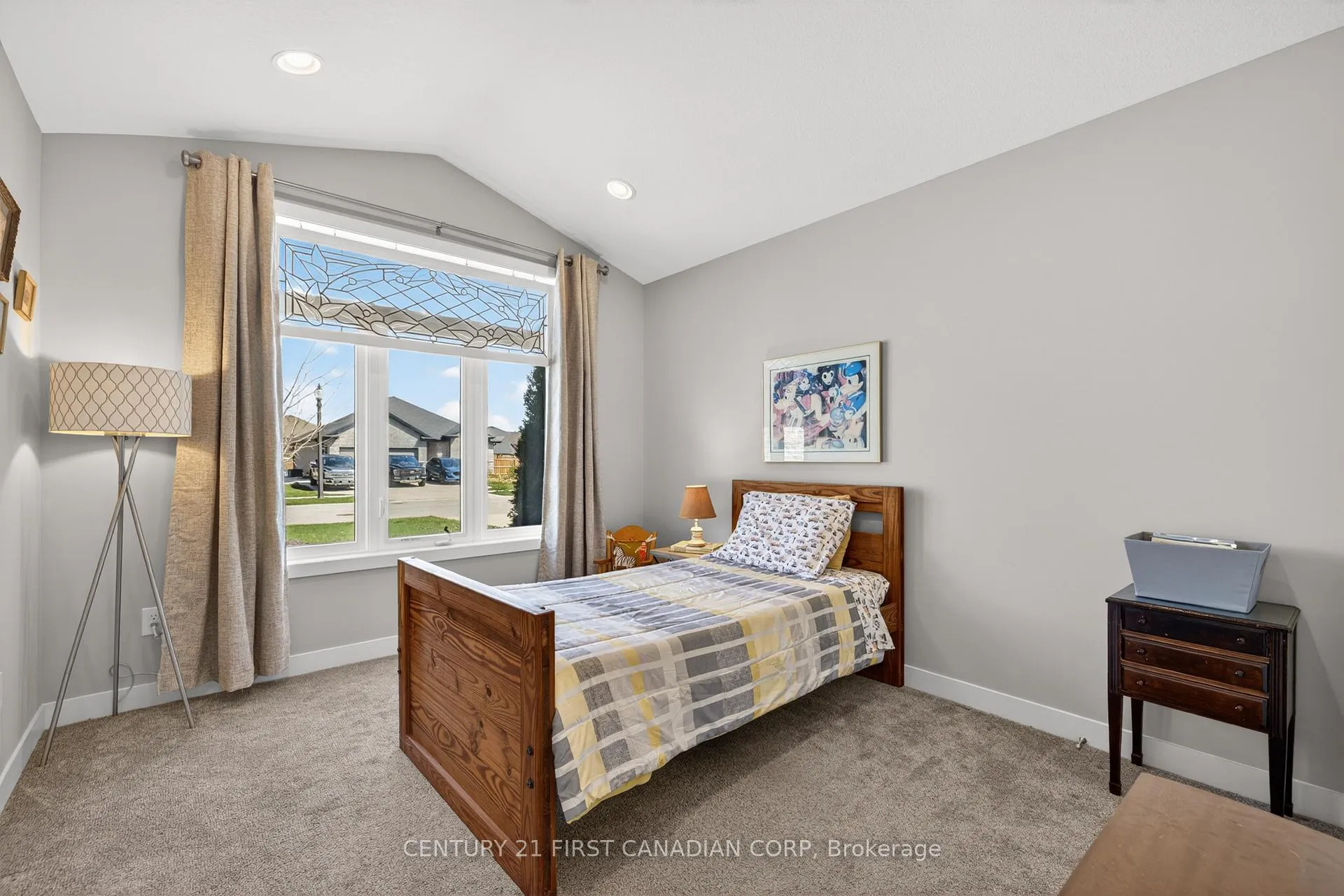 Photo 5 of 115 Nicoles Trail, Thames Centre, Thorndale — HOMEH