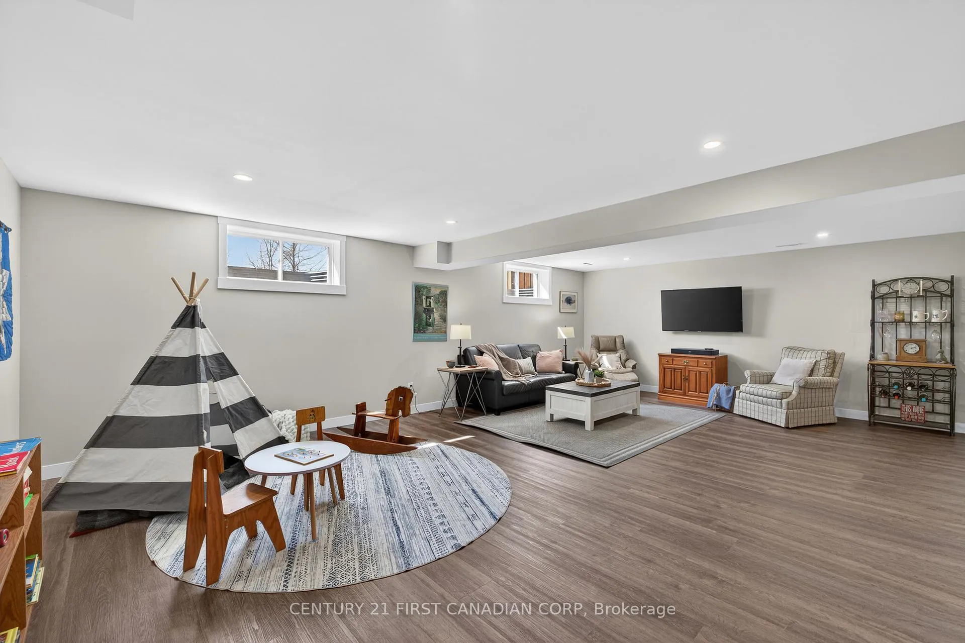 Photo 23 of 115 Nicoles Trail, Thames Centre, Thorndale — HOMEH