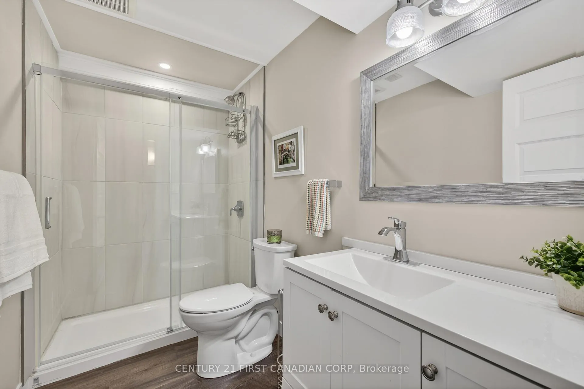 Photo 28 of 115 Nicoles Trail, Thames Centre, Thorndale — HOMEH