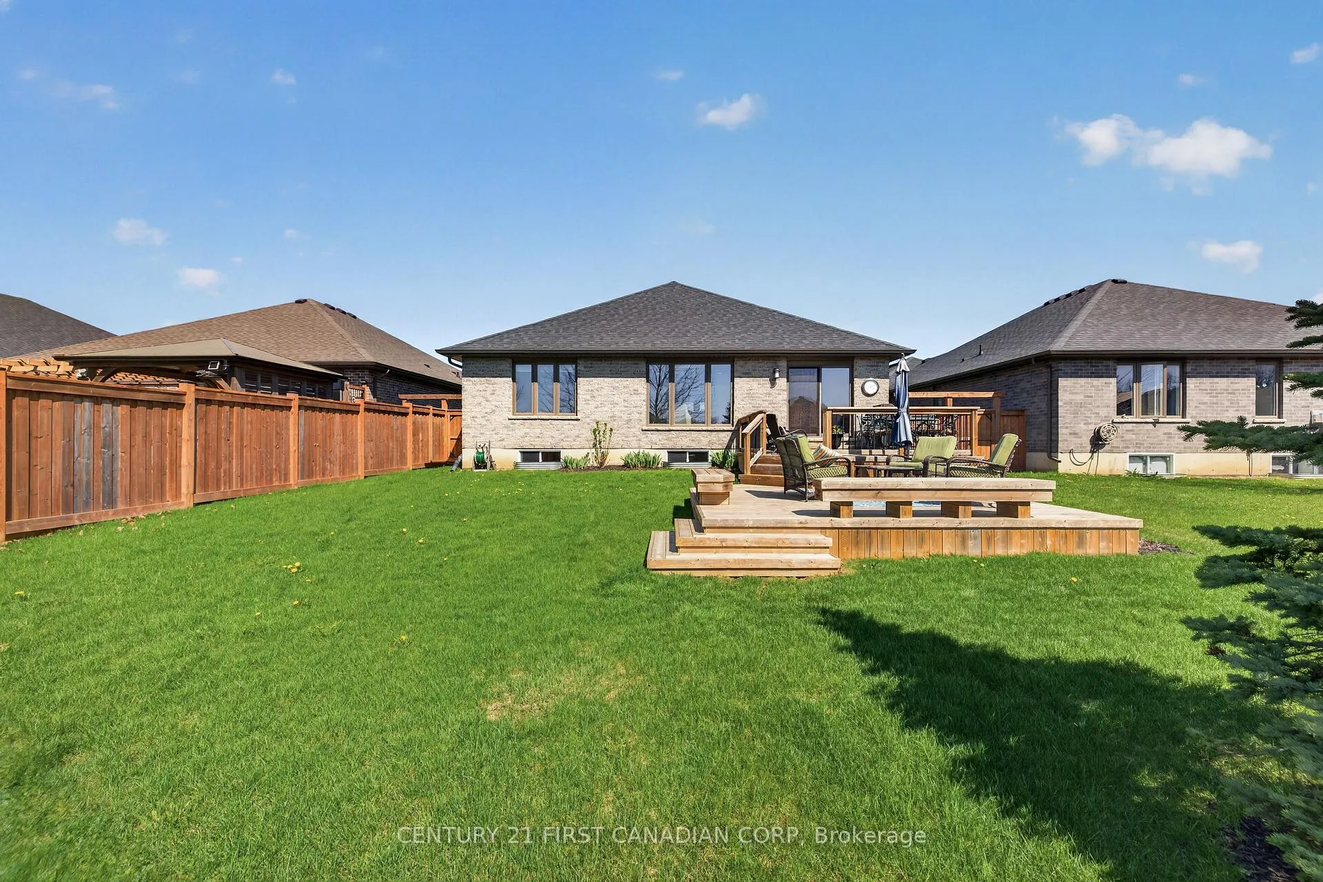 Photo 33 of 115 Nicoles Trail, Thames Centre, Thorndale — HOMEH