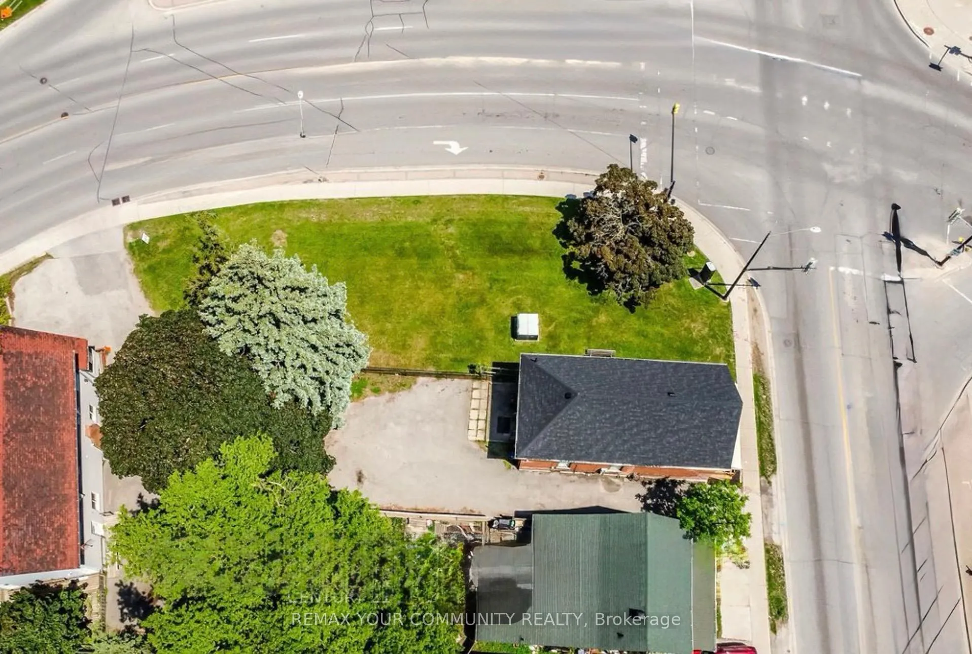 Photo 30 of 30 Tiffin Street, Barrie, Allandale Centre — HOMEH