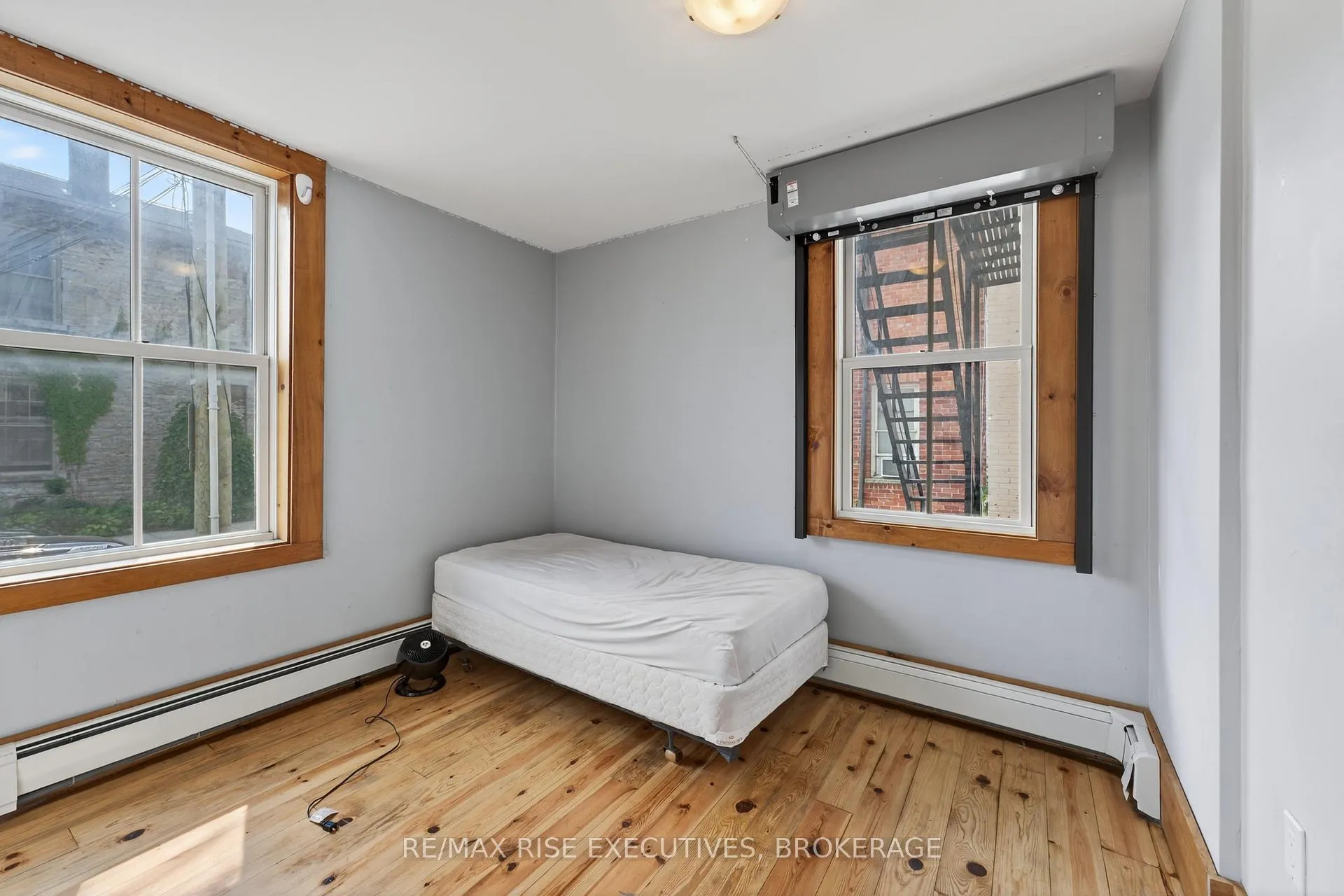 Photo 14 of 160 King Street E, Kingston, Central City East — HOMEH