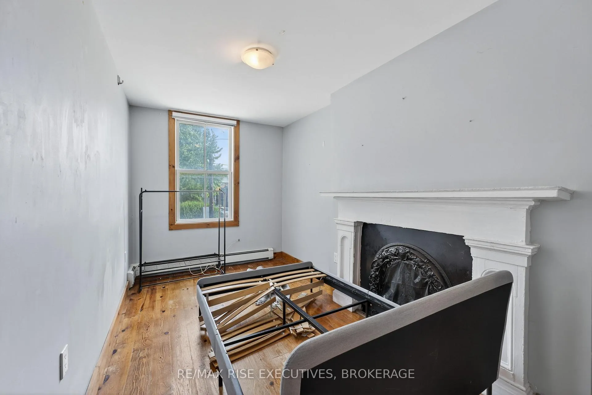 Photo 16 of 160 King Street E, Kingston, Central City East — HOMEH