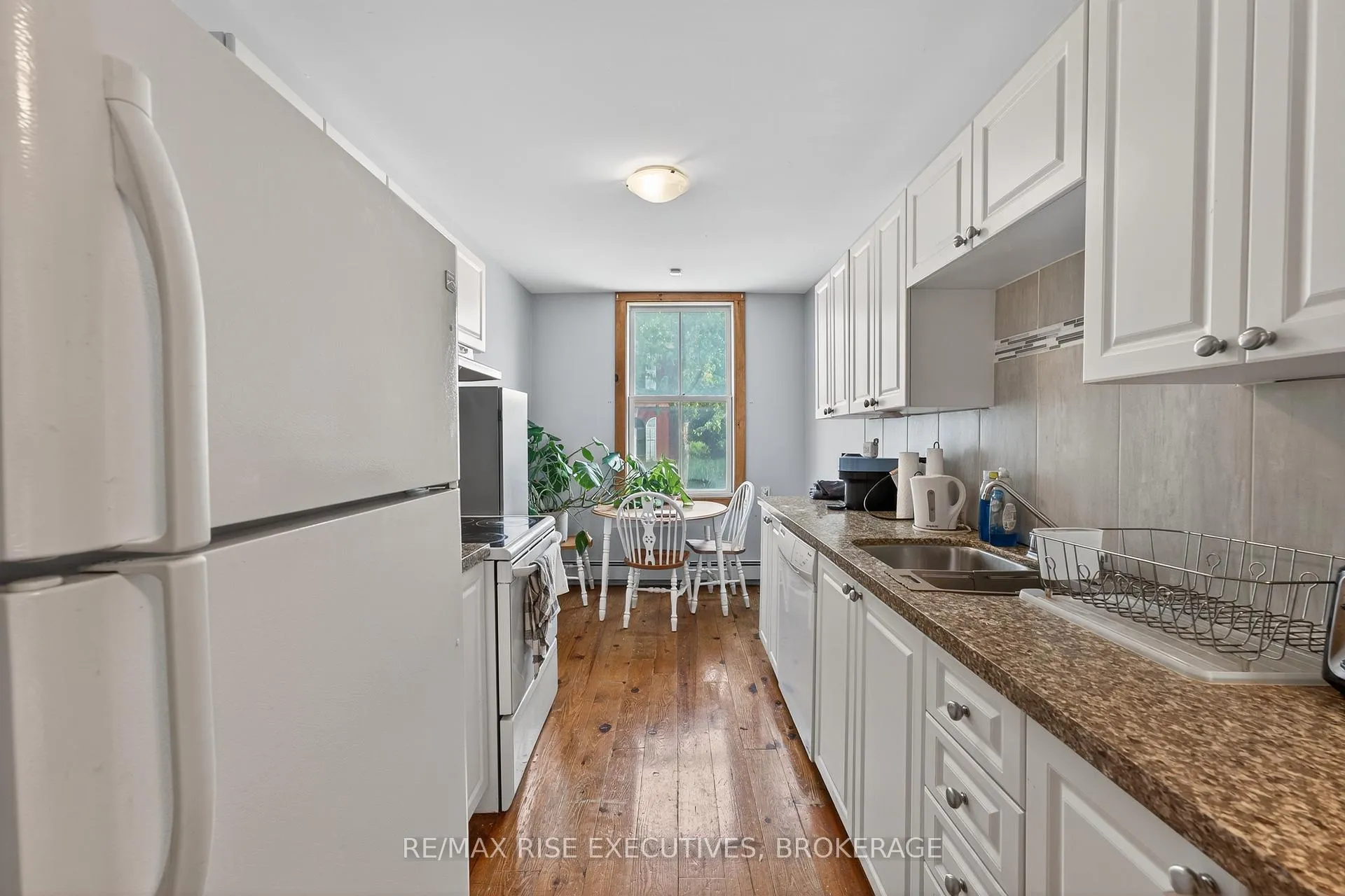 Photo 17 of 160 King Street E, Kingston, Central City East — HOMEH
