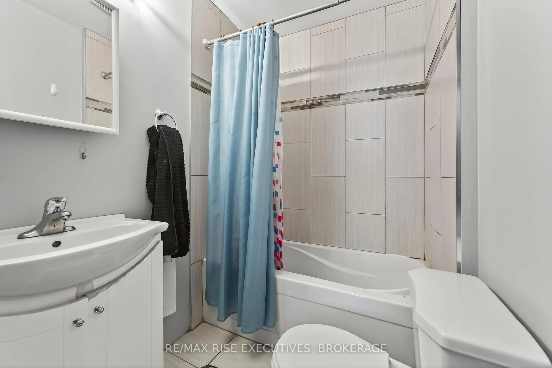 Photo 20 of 160 King Street E, Kingston, Central City East — HOMEH