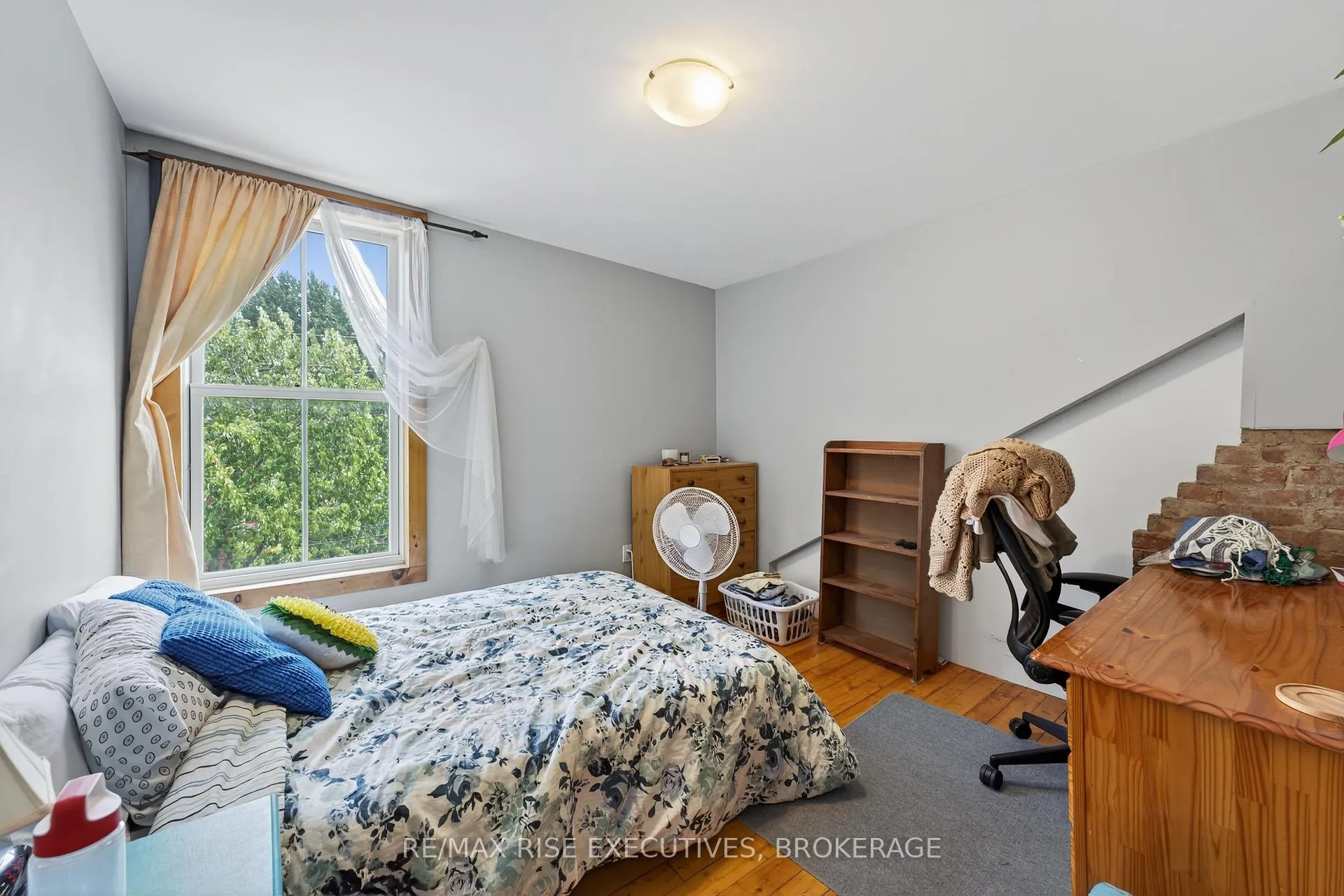 Photo 36 of 160 King Street E, Kingston, Central City East — HOMEH