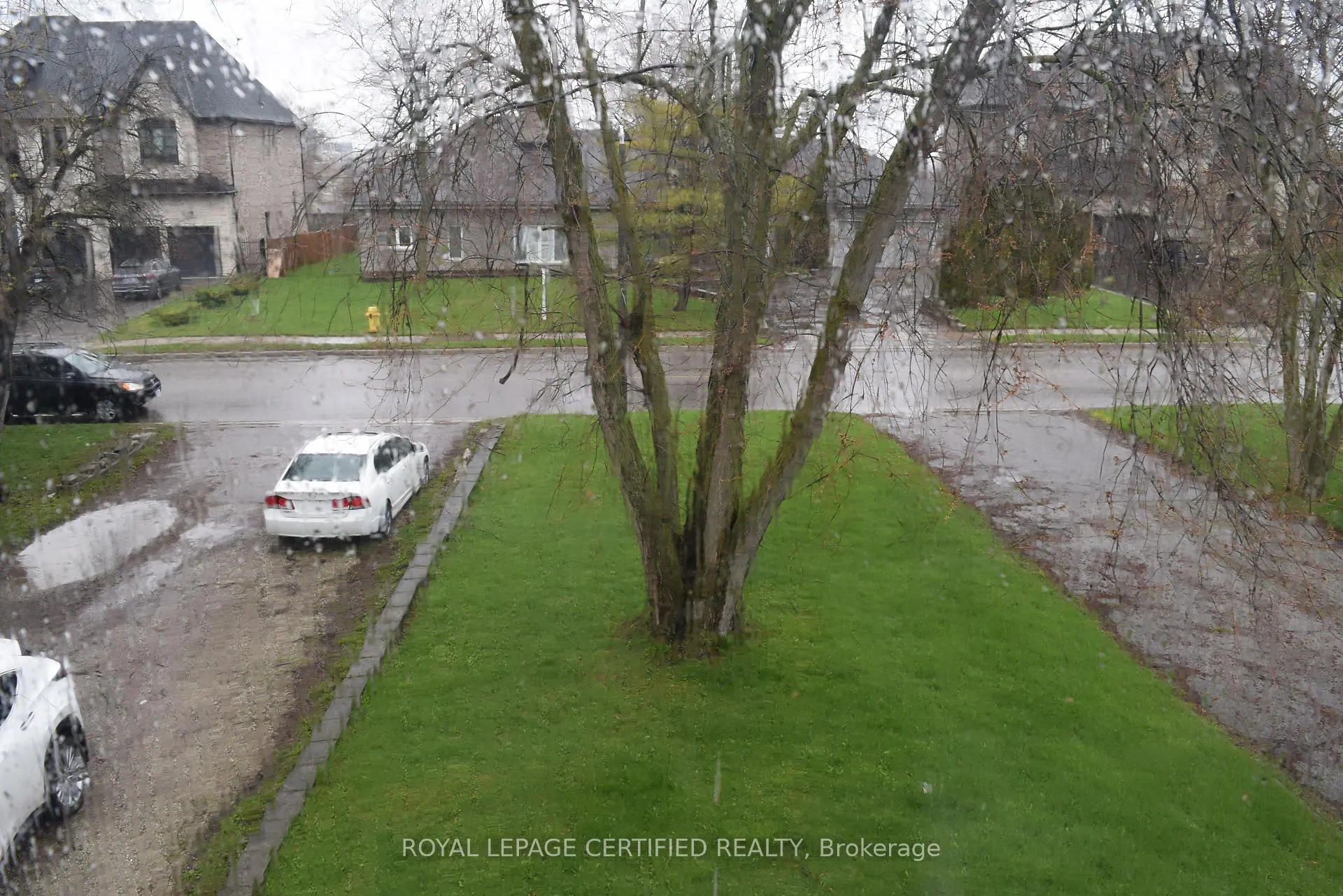 Photo 3 of 1452 Rosebank Road, Pickering, Woodlands — HOMEH