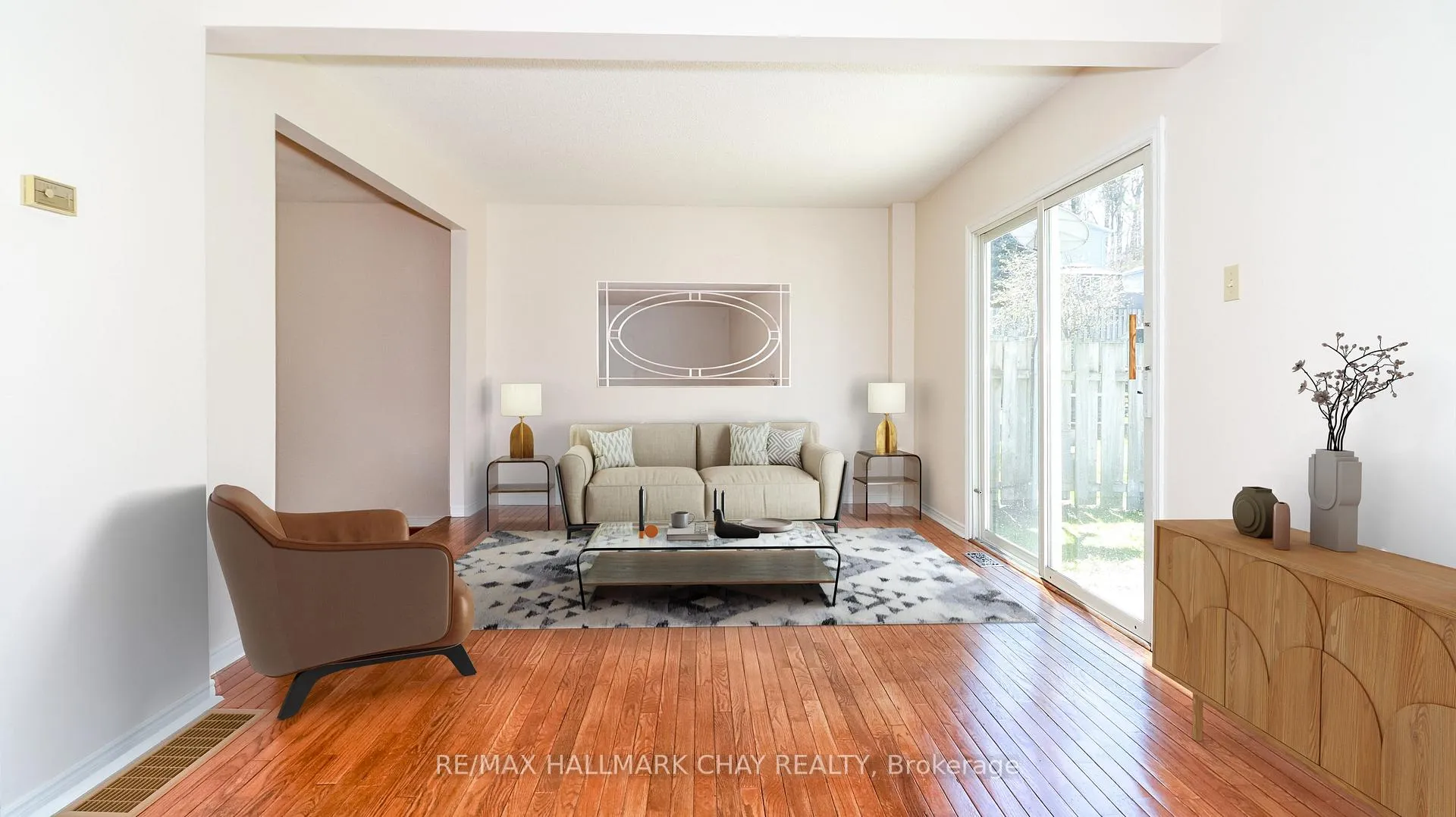 Photo 13 of 82 Melinda Crescent, Barrie, Allandale — HOMEH