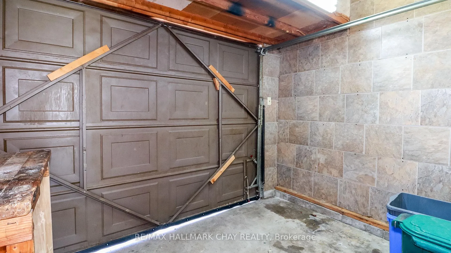 Photo 25 of 82 Melinda Crescent, Barrie, Allandale — HOMEH