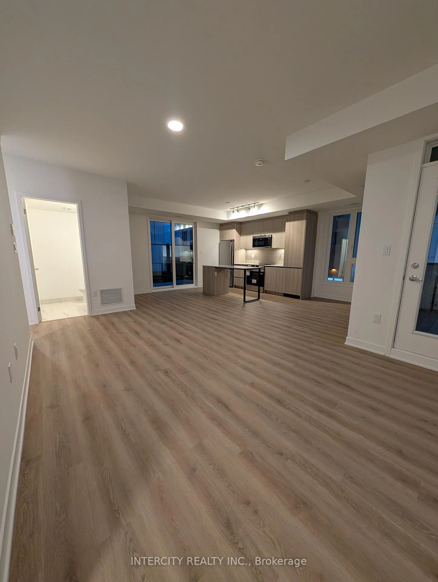 Photo 6 of Unit 213, 42 All Nations Drive, Brampton, Northwest Brampton — HOMEH