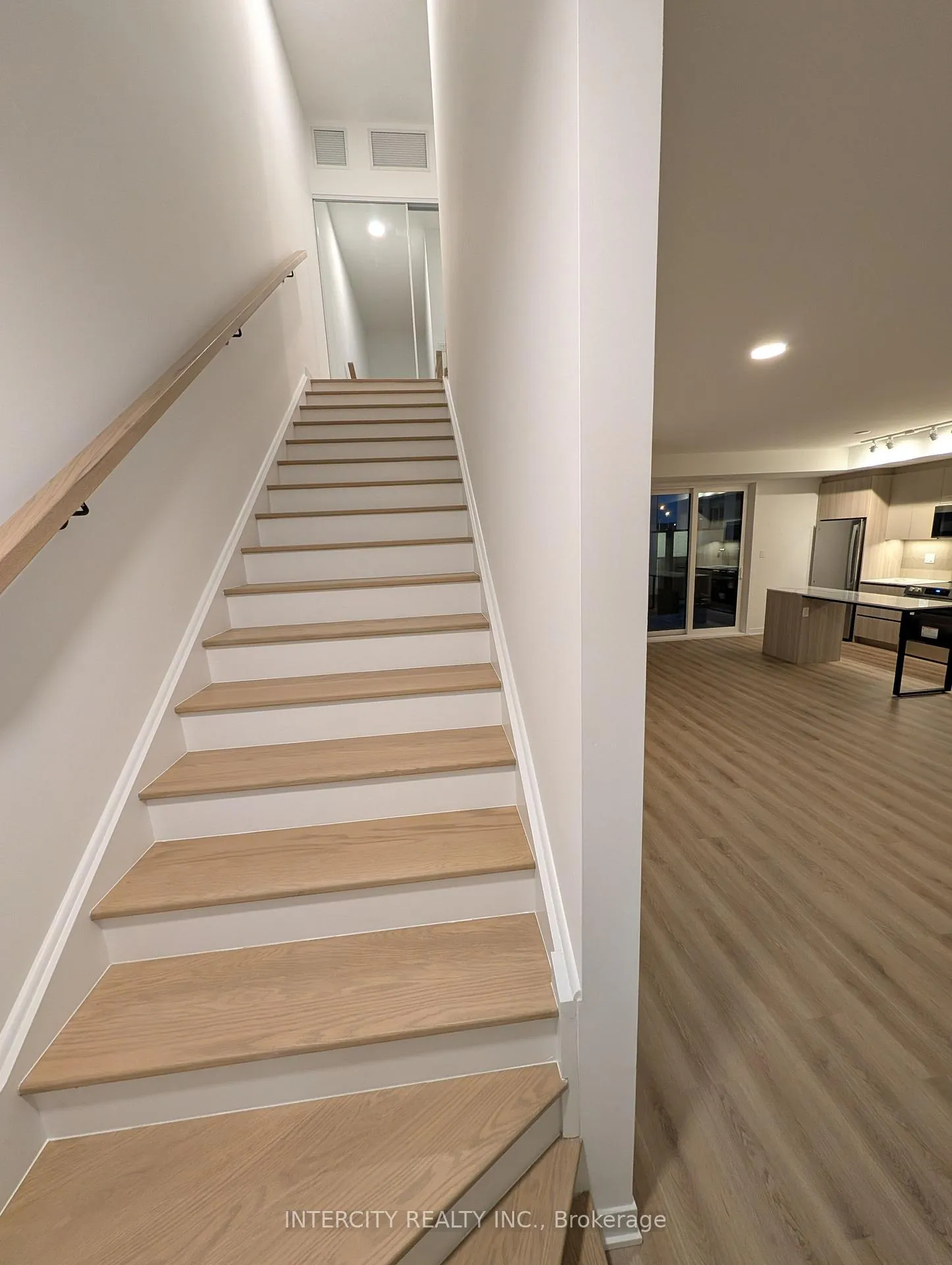 Photo 15 of Unit 213, 42 All Nations Drive, Brampton, Northwest Brampton — HOMEH