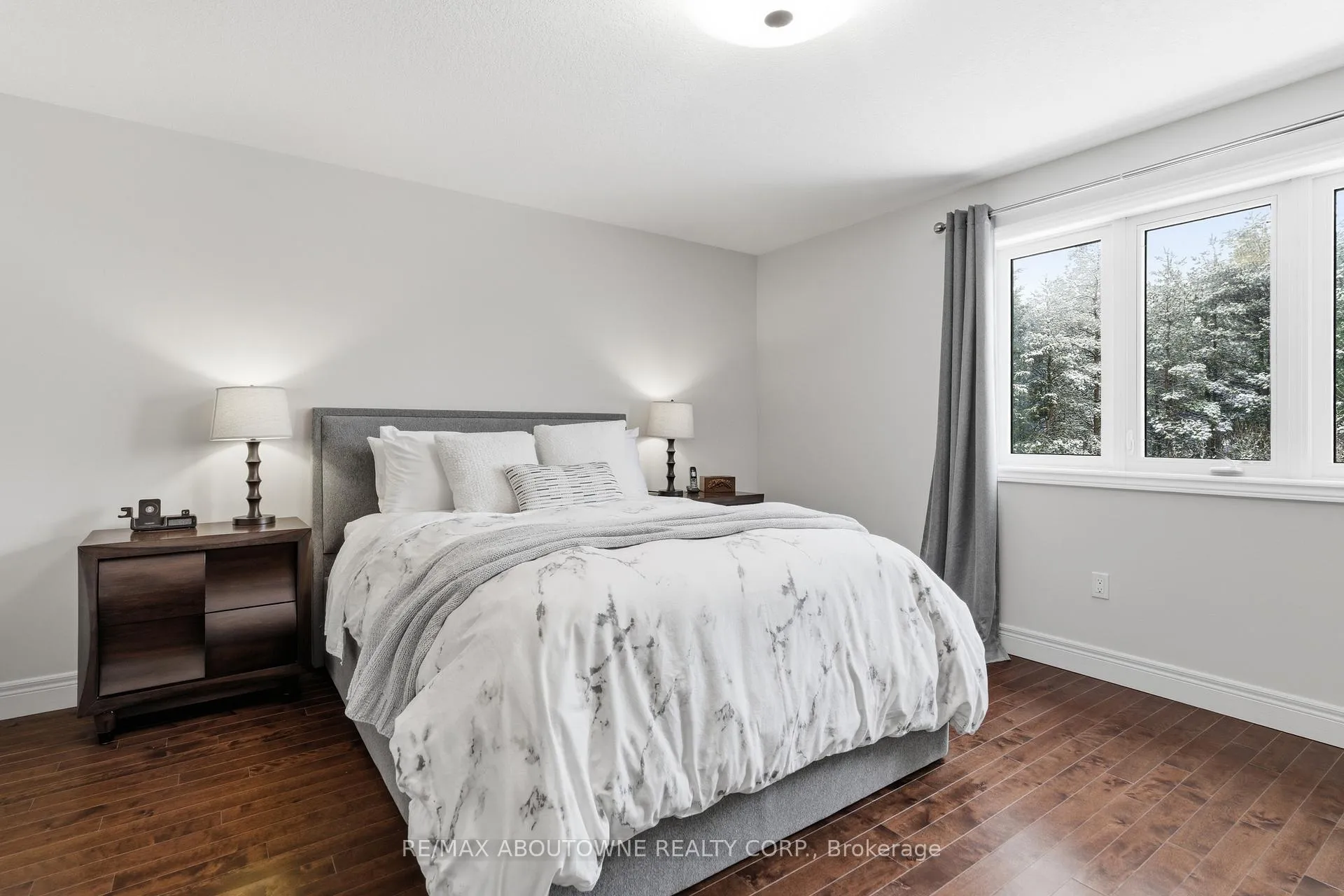 Photo 34 of 305 Gosling Gardens, Guelph, Clairfields/Hanlon Business Park — HOMEH