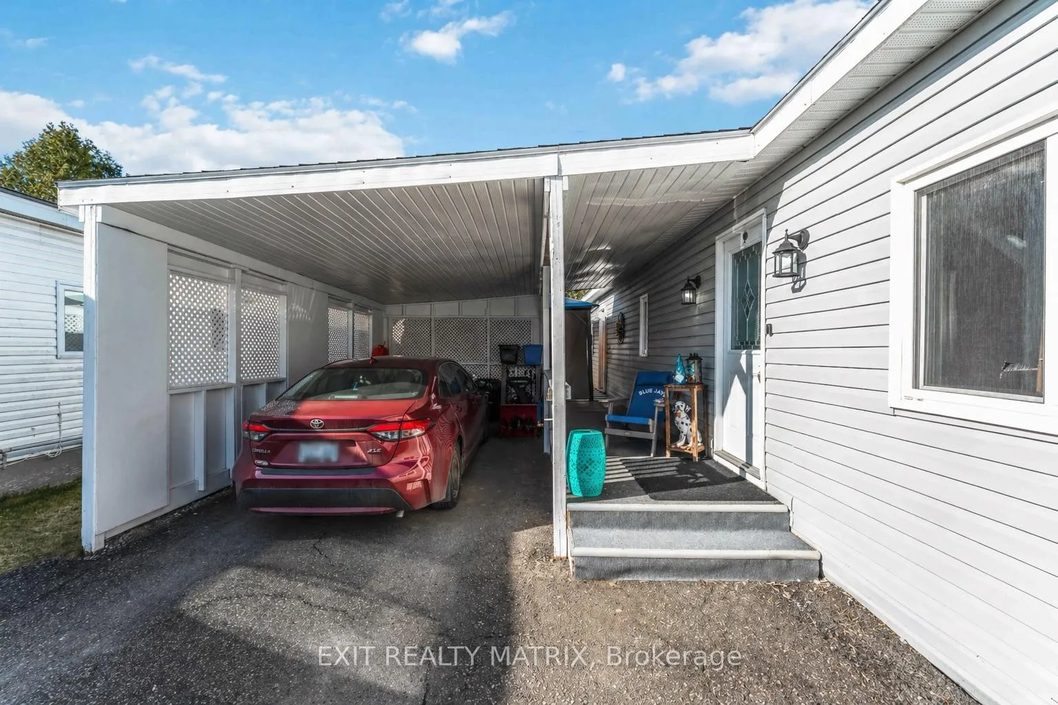 Photo 2 of 1018 Vista Barrett Private, Ottawa, Greely — HOMEH
