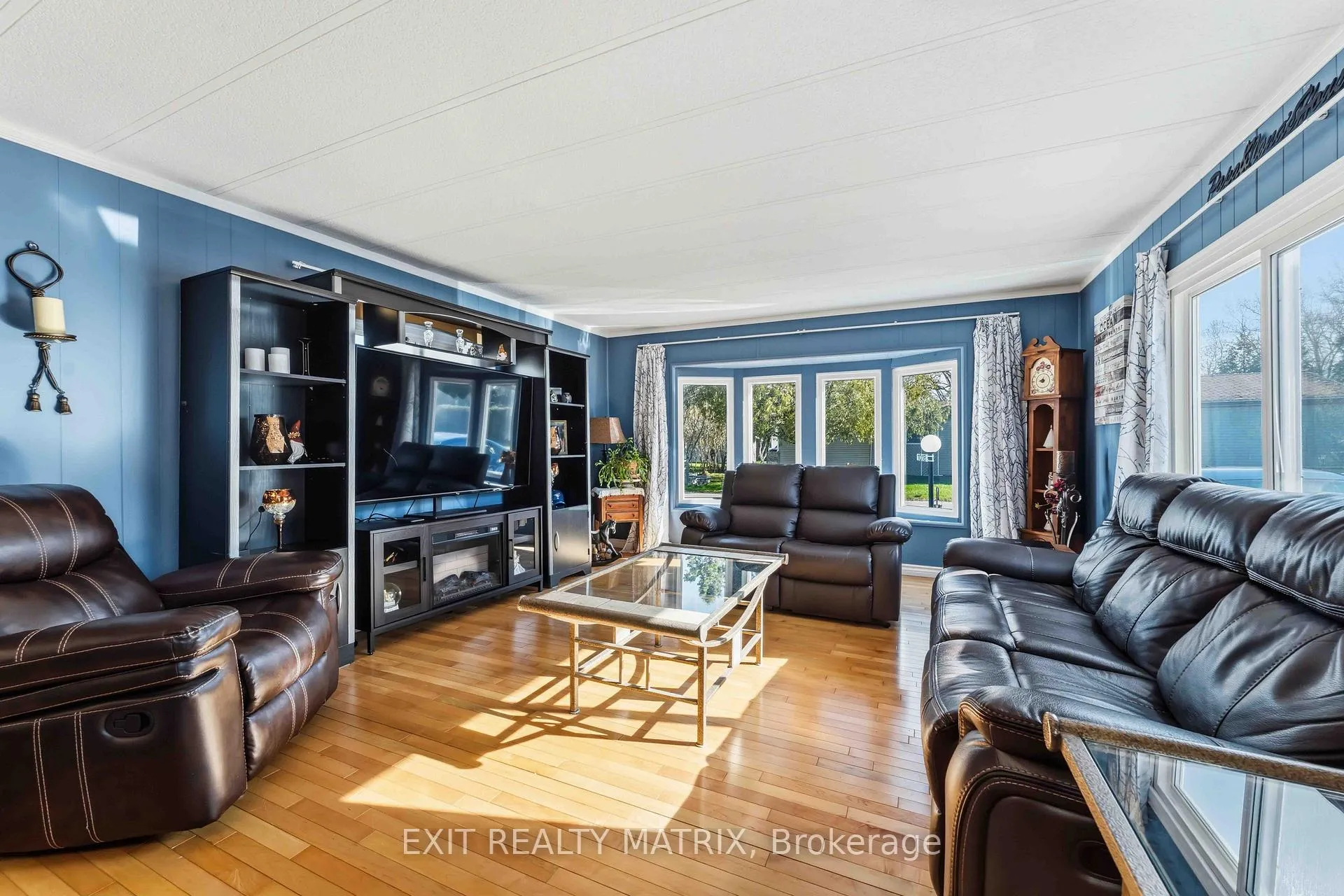 Photo 7 of 1018 Vista Barrett Private, Ottawa, Greely — HOMEH
