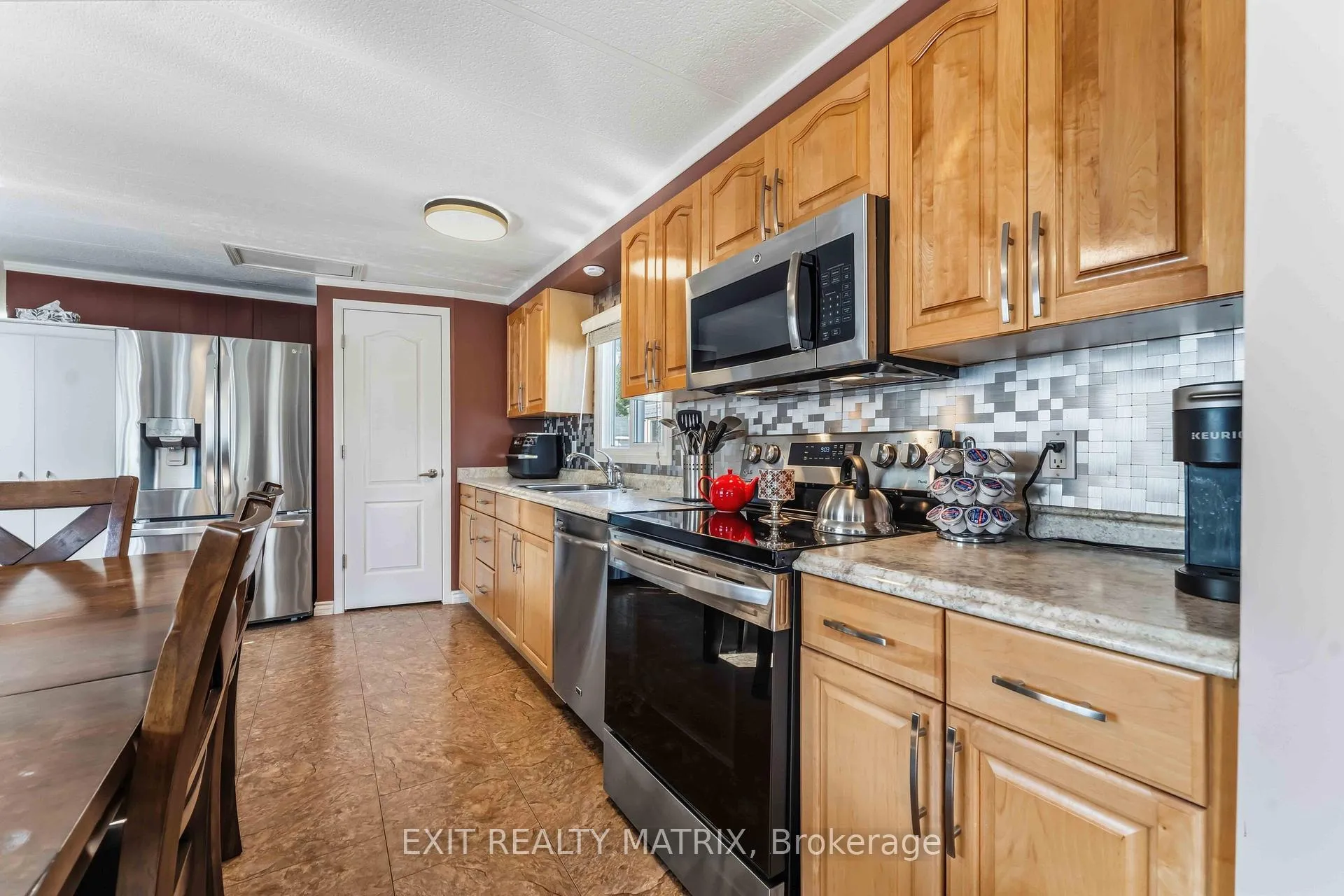 Photo 12 of 1018 Vista Barrett Private, Ottawa, Greely — HOMEH