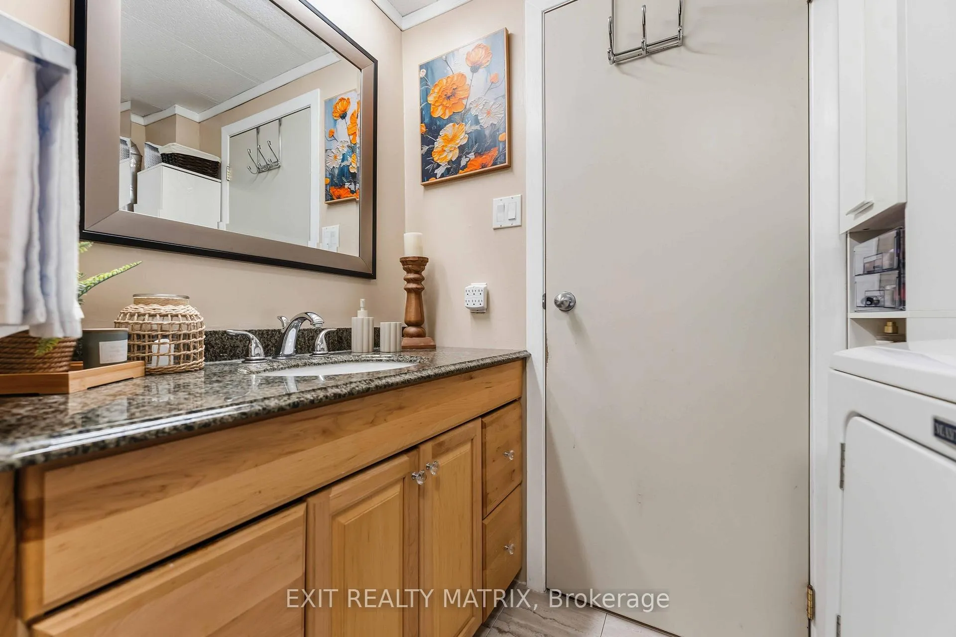 Photo 21 of 1018 Vista Barrett Private, Ottawa, Greely — HOMEH