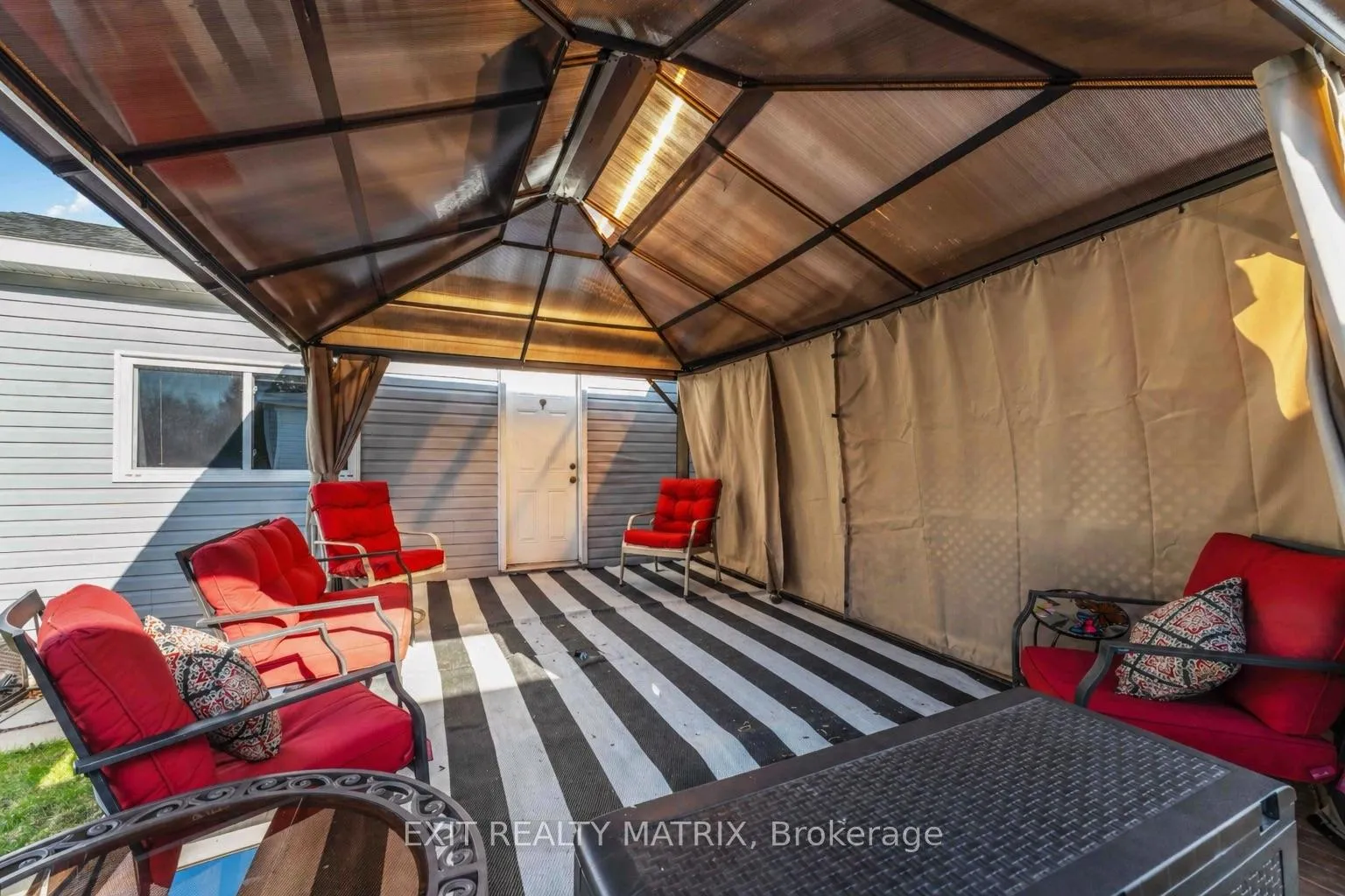 Photo 27 of 1018 Vista Barrett Private, Ottawa, Greely — HOMEH