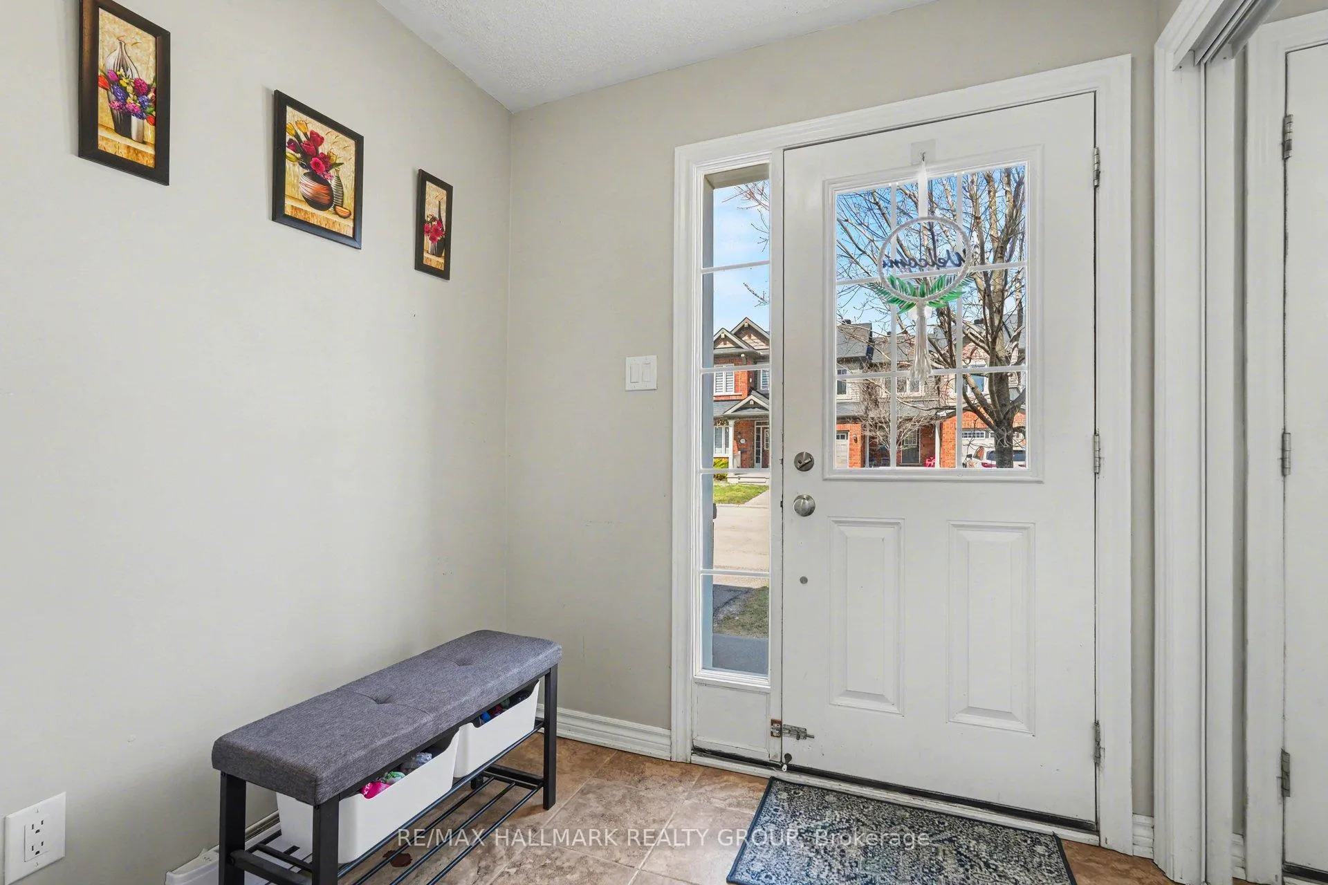 Photo 3 of 217 Bensinger Way, Ottawa, Stittsville (North) — HOMEH