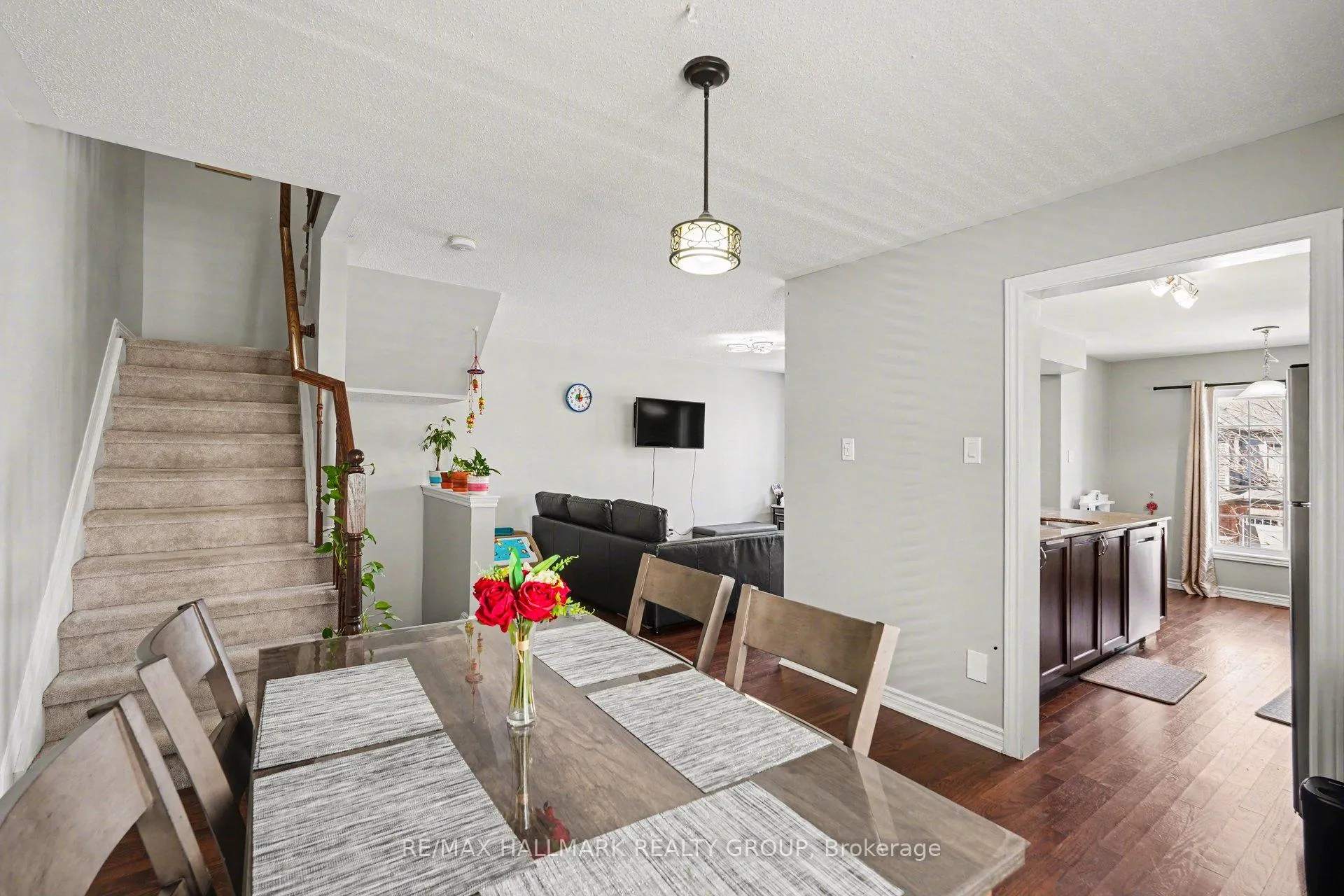 Photo 7 of 217 Bensinger Way, Ottawa, Stittsville (North) — HOMEH