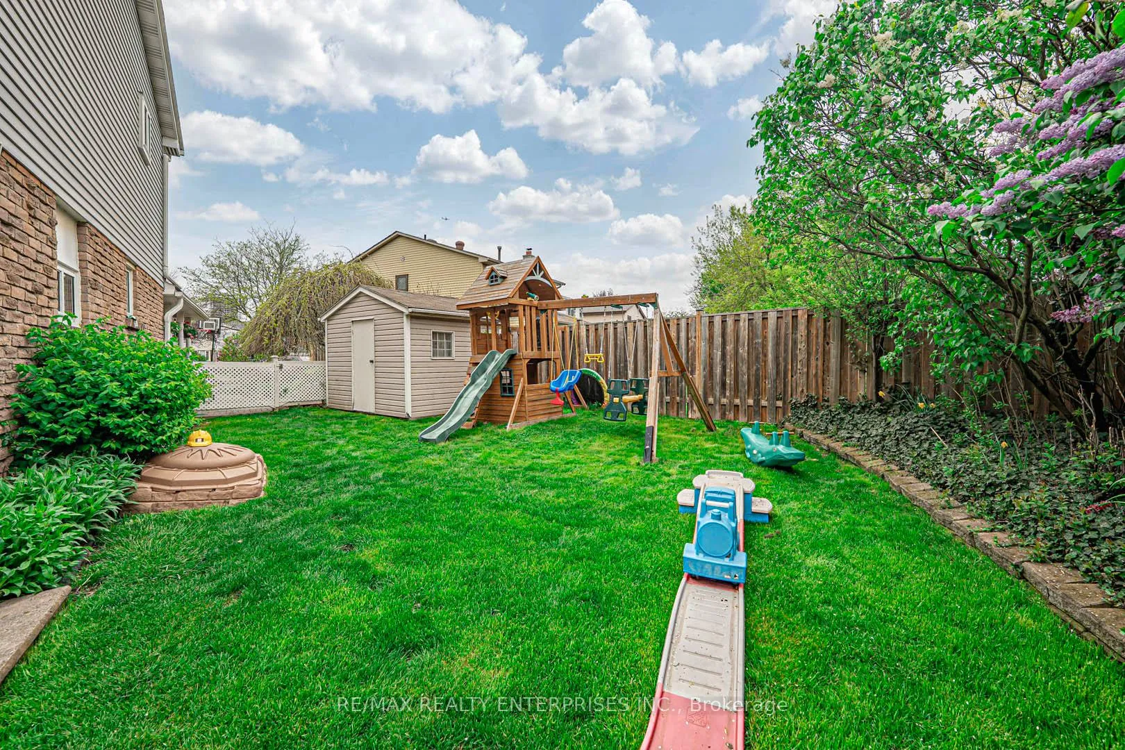 Photo 33 of 817 Merritt Drive, Milton, Timberlea — HOMEH
