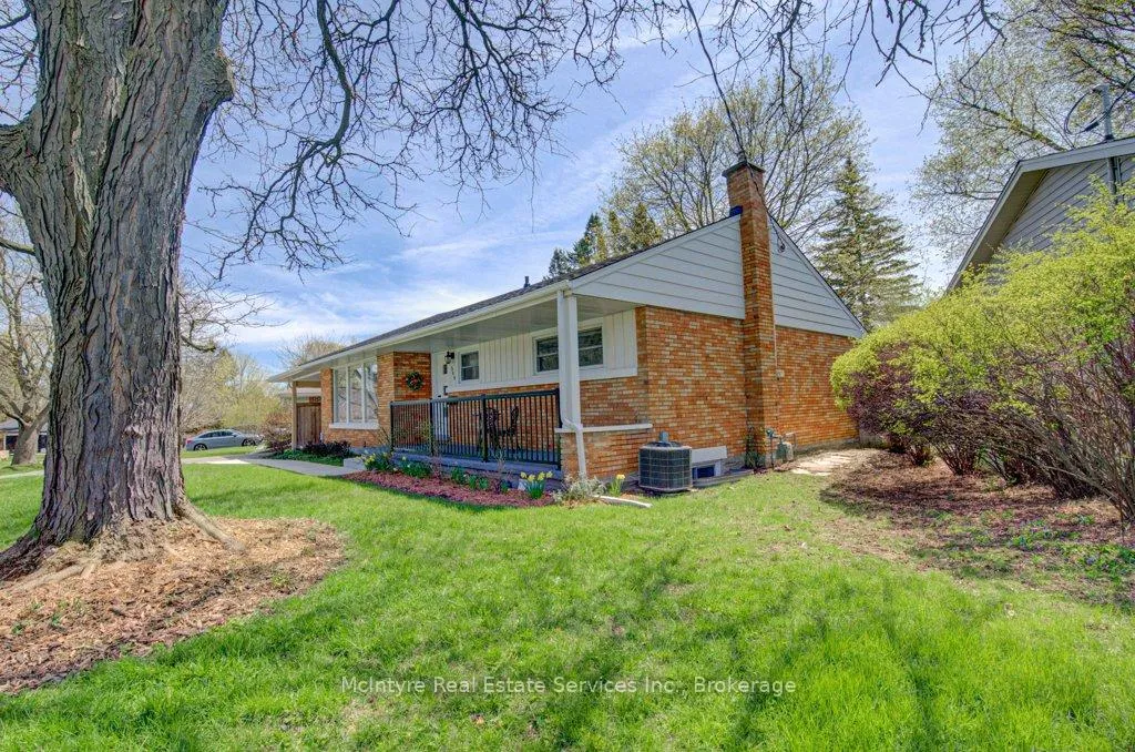 Photo 3 of 549 Dunbar Road, Kitchener — HOMEH