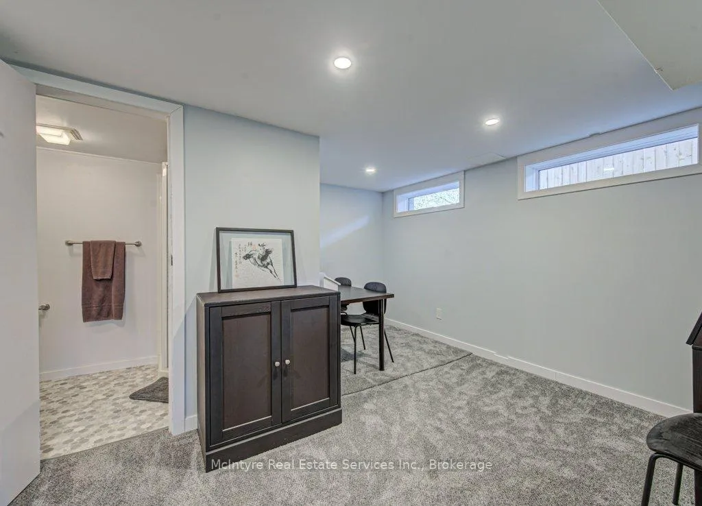 Photo 32 of 549 Dunbar Road, Kitchener — HOMEH